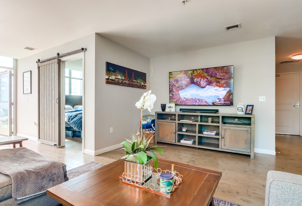 Virtual tour photo 6 of 54 for 253 Tenth Ave UNIT 732