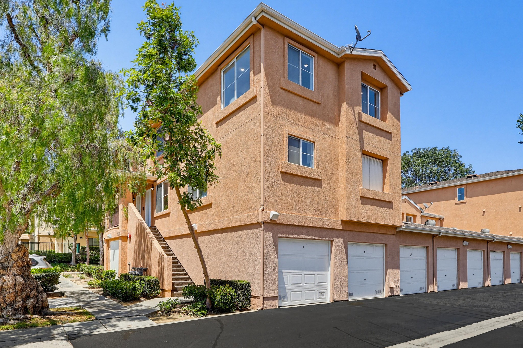 Virtual tour photo 1 of 85 for 25332 Baycrest Ct a