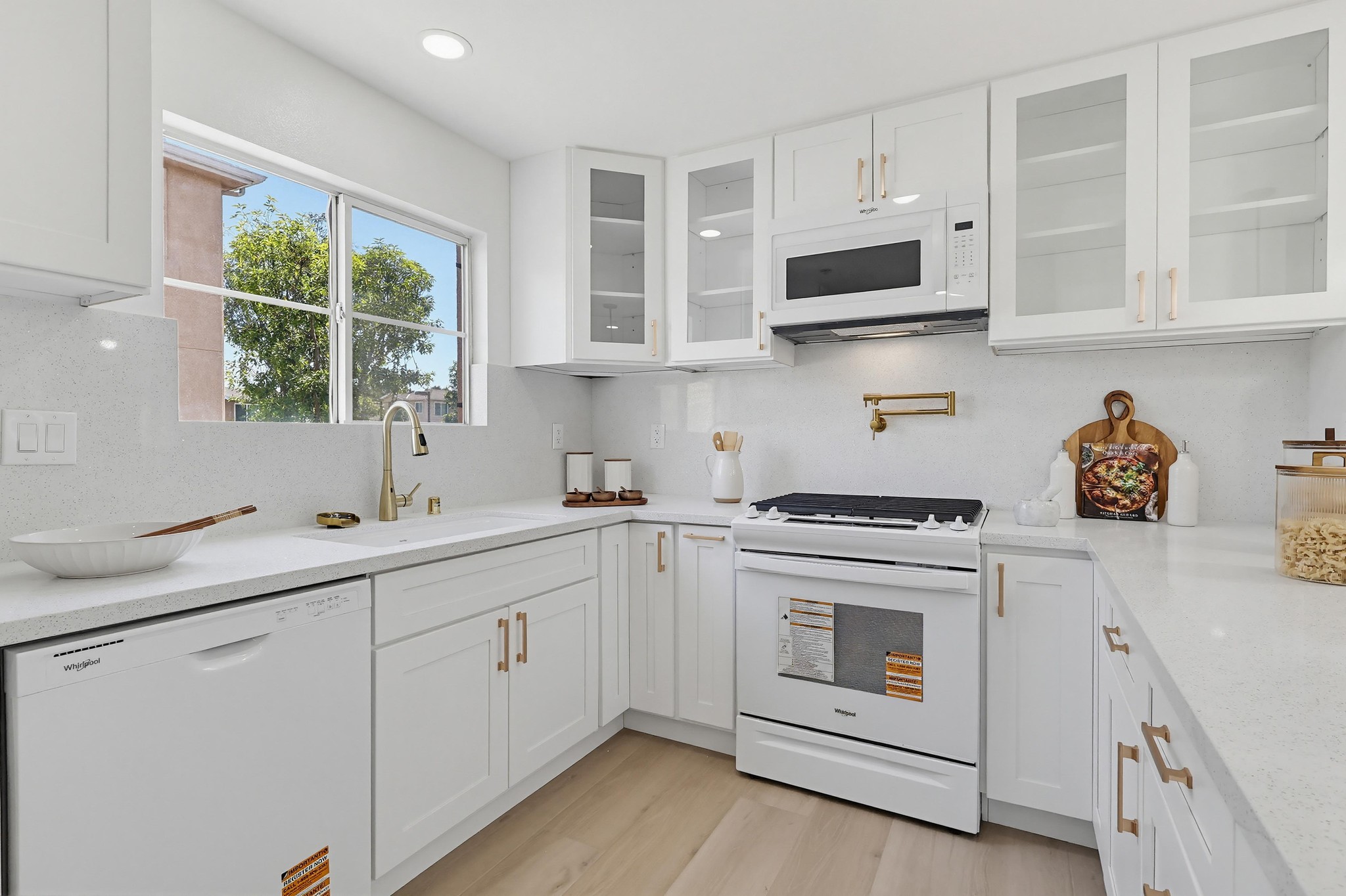 Virtual tour photo 33 of 85 for 25332 Baycrest Ct a