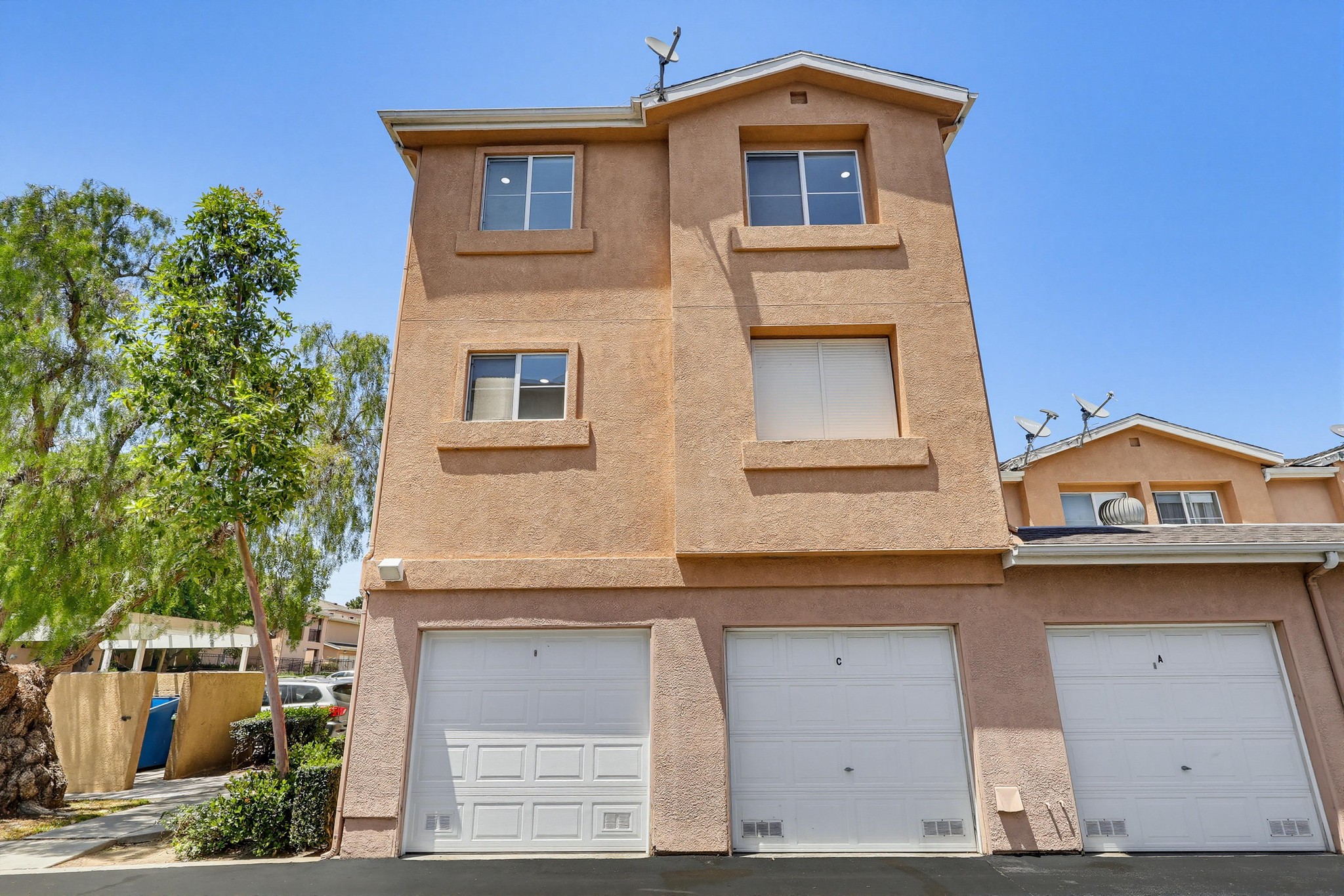 Virtual tour photo 82 of 85 for 25332 Baycrest Ct a
