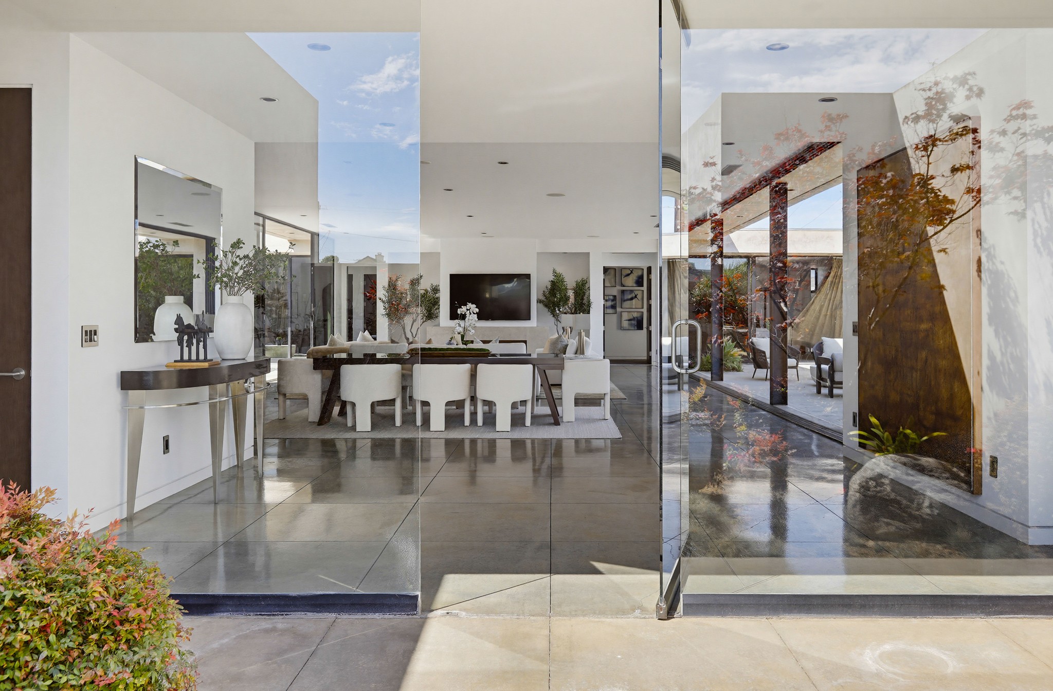 Virtual tour photo 8 of 96 for 2534 Vista Baya