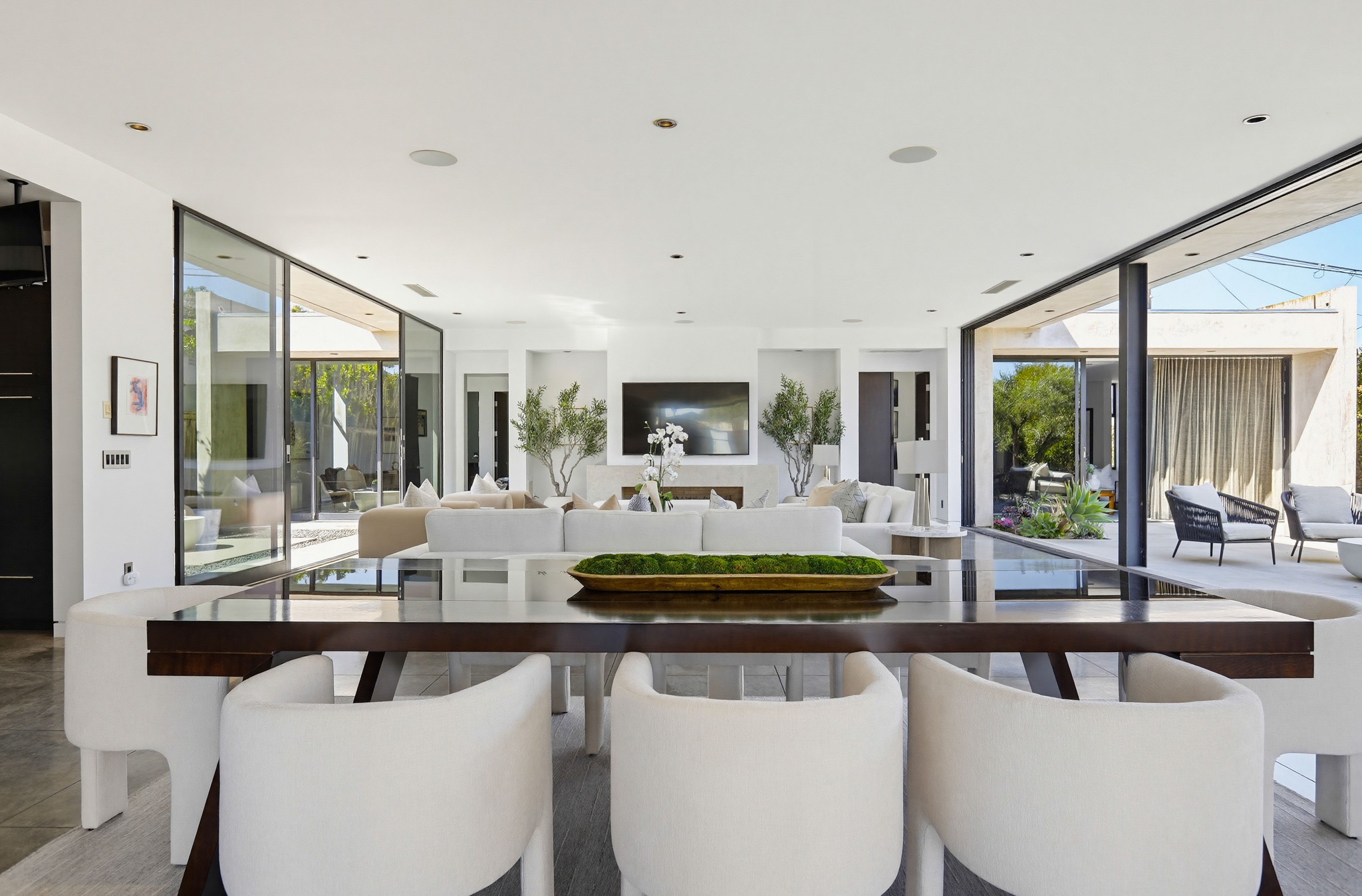 Virtual tour photo 14 of 96 for 2534 Vista Baya