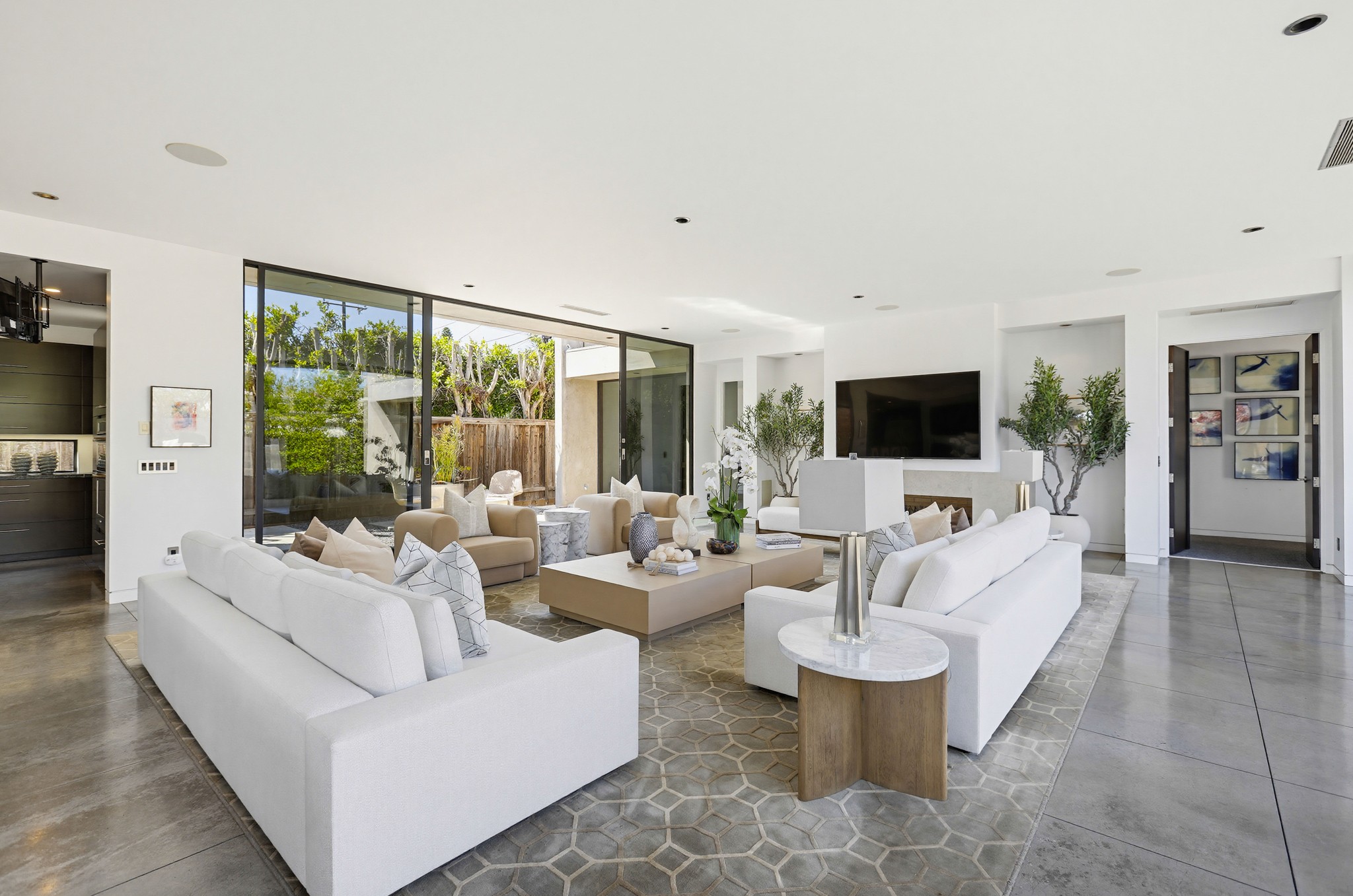 Virtual tour photo 18 of 96 for 2534 Vista Baya