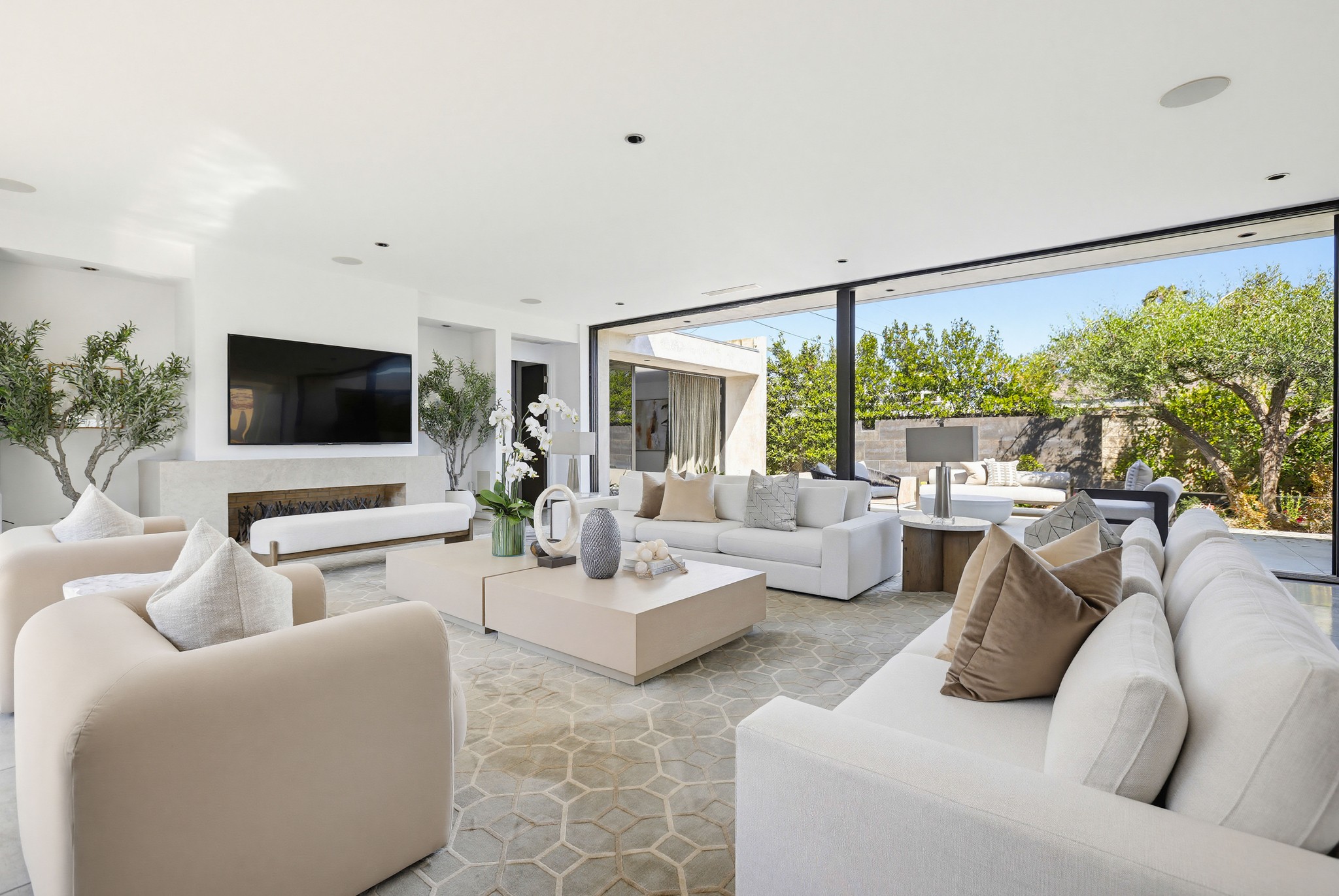 Virtual tour photo 25 of 96 for 2534 Vista Baya