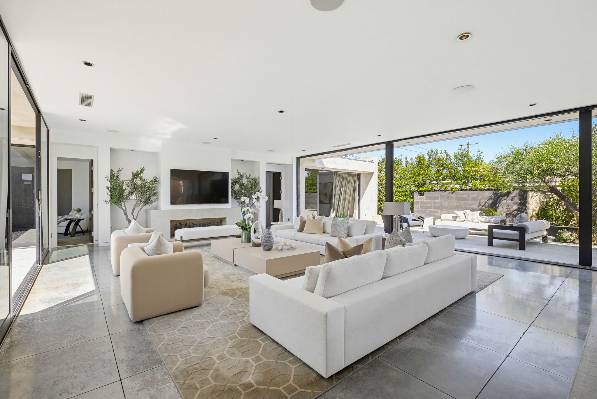 Virtual tour photo 26 of 96 for 2534 Vista Baya