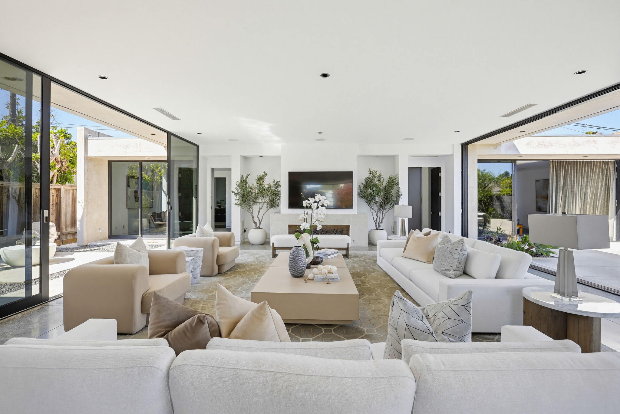 Virtual tour photo 27 of 96 for 2534 Vista Baya