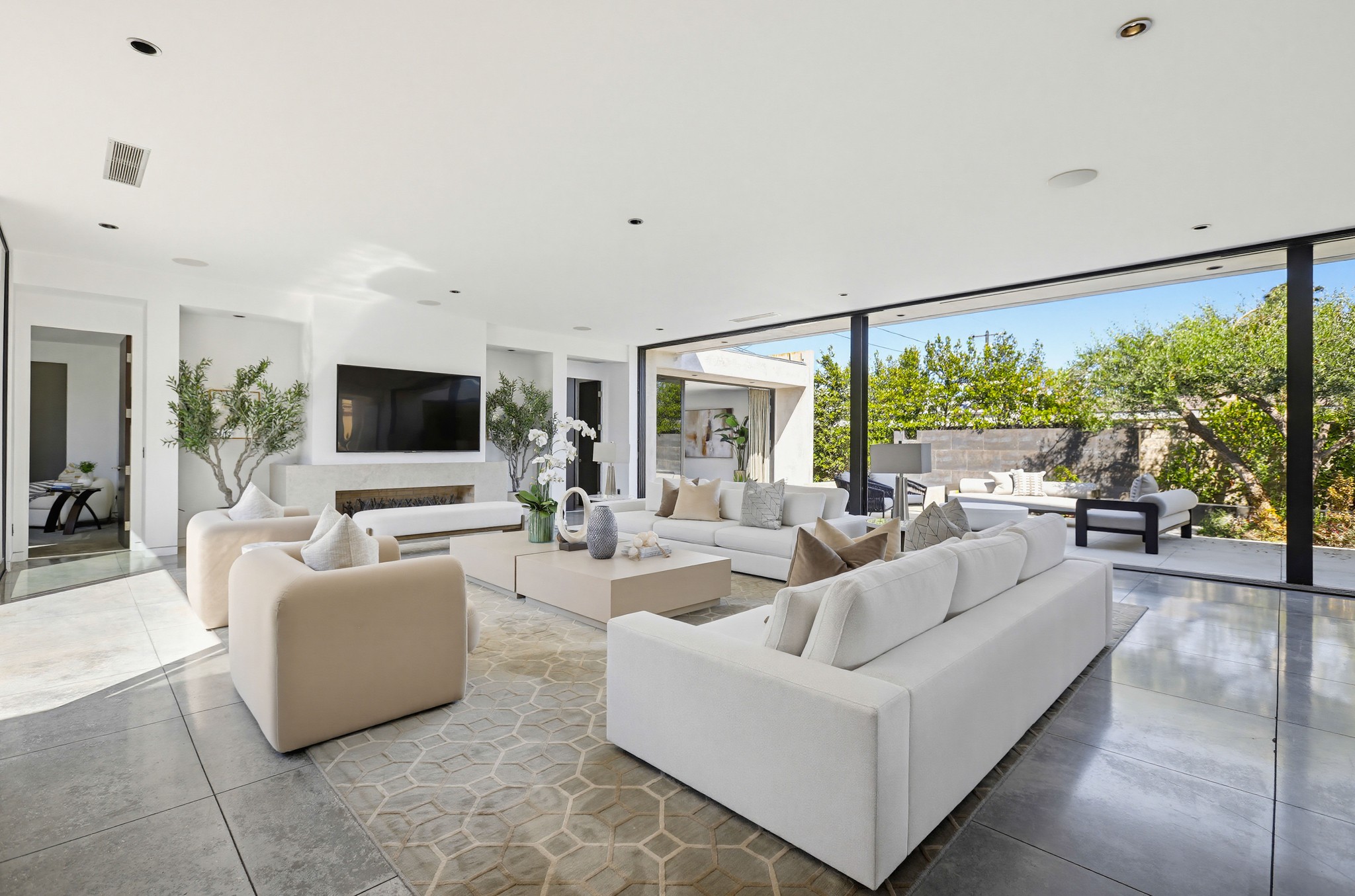 Virtual tour photo 30 of 96 for 2534 Vista Baya