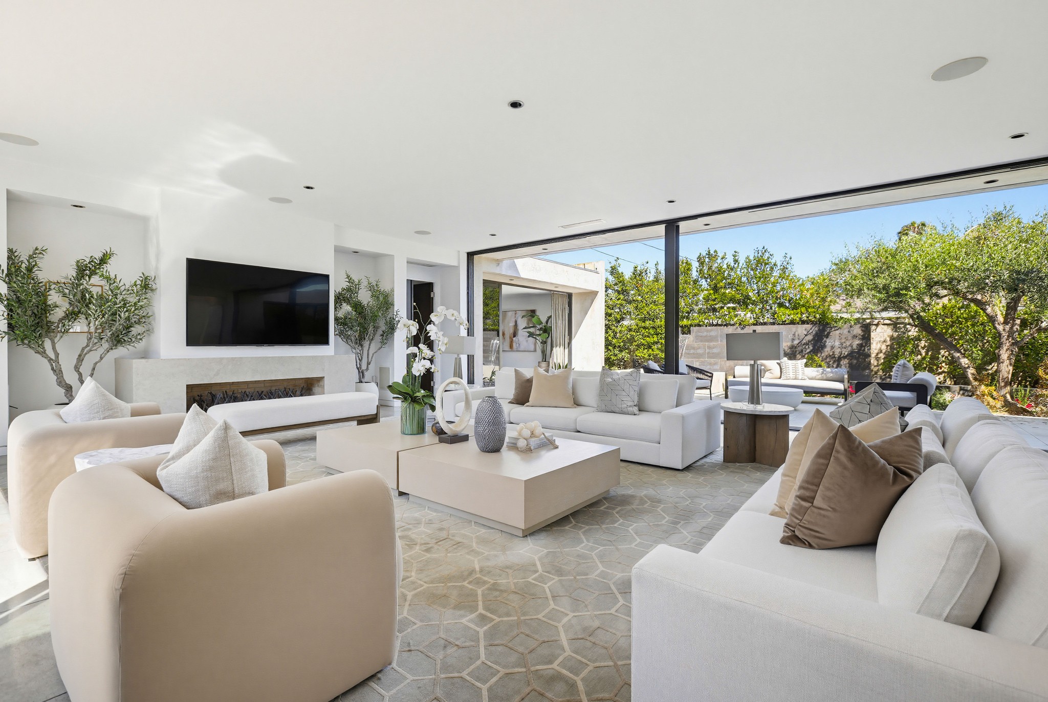 Virtual tour photo 31 of 96 for 2534 Vista Baya