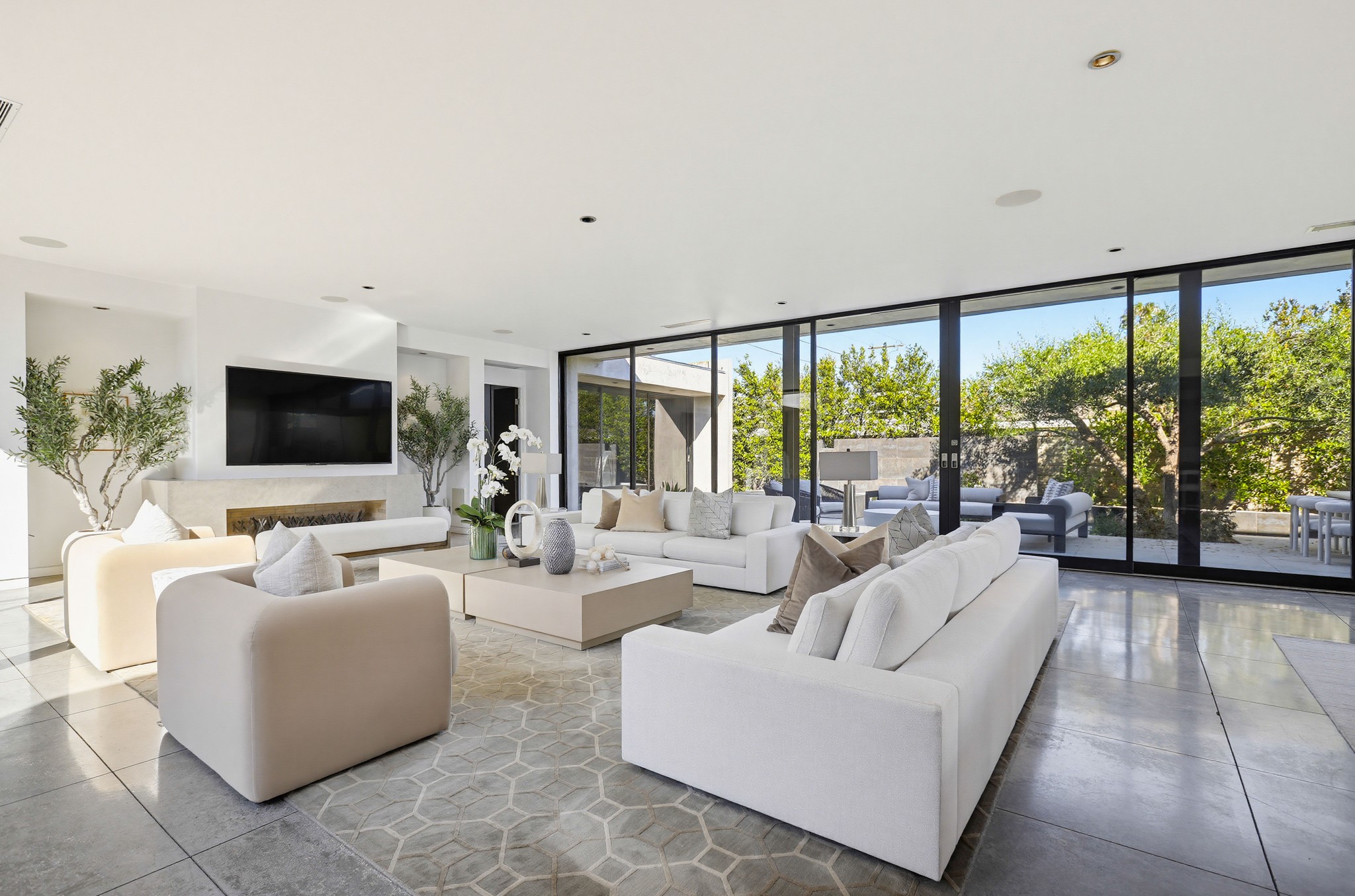Virtual tour photo 32 of 96 for 2534 Vista Baya