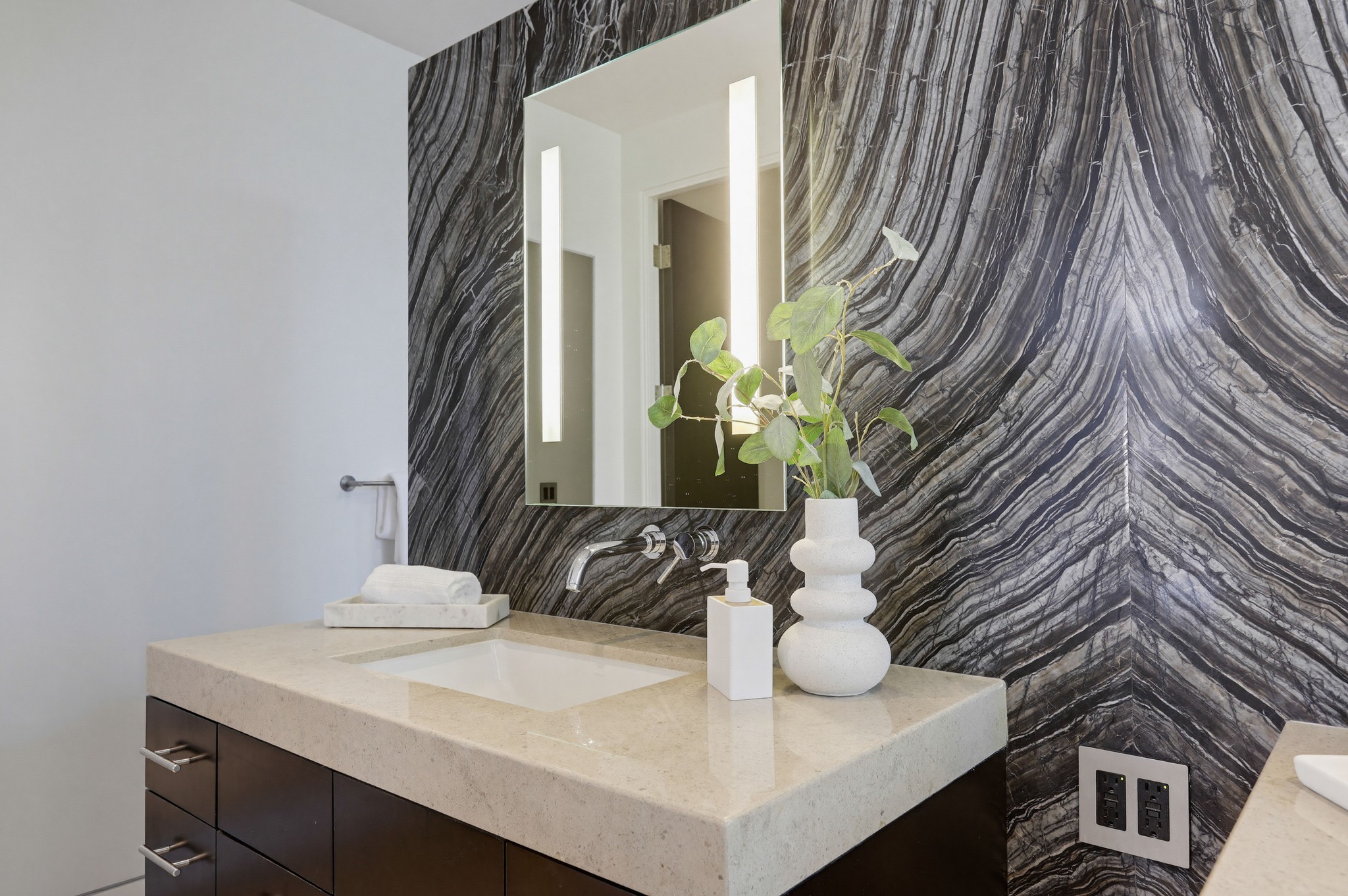 Virtual tour photo 72 of 96 for 2534 Vista Baya