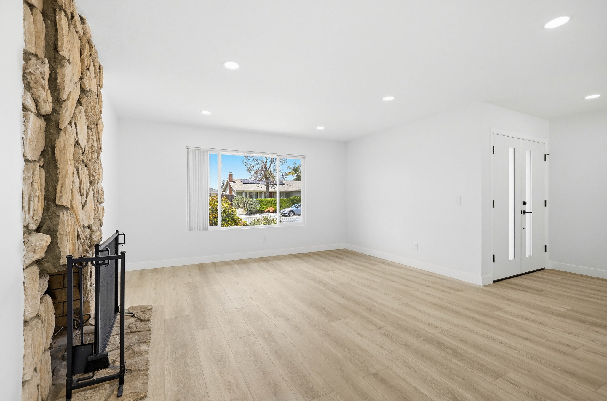 Virtual tour photo 12 of 64 for 25342 Via De Anza