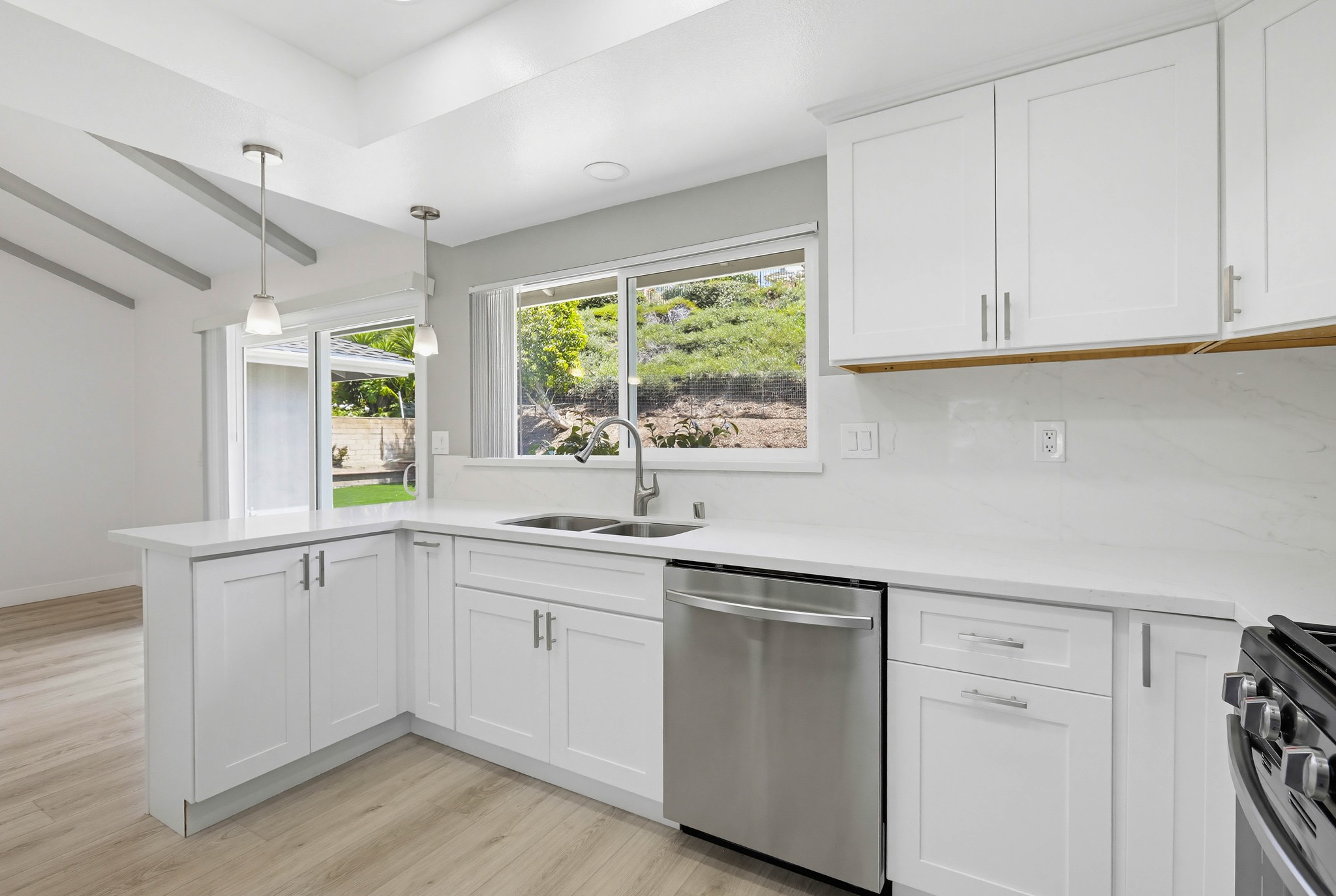 Virtual tour photo 32 of 64 for 25342 Via De Anza