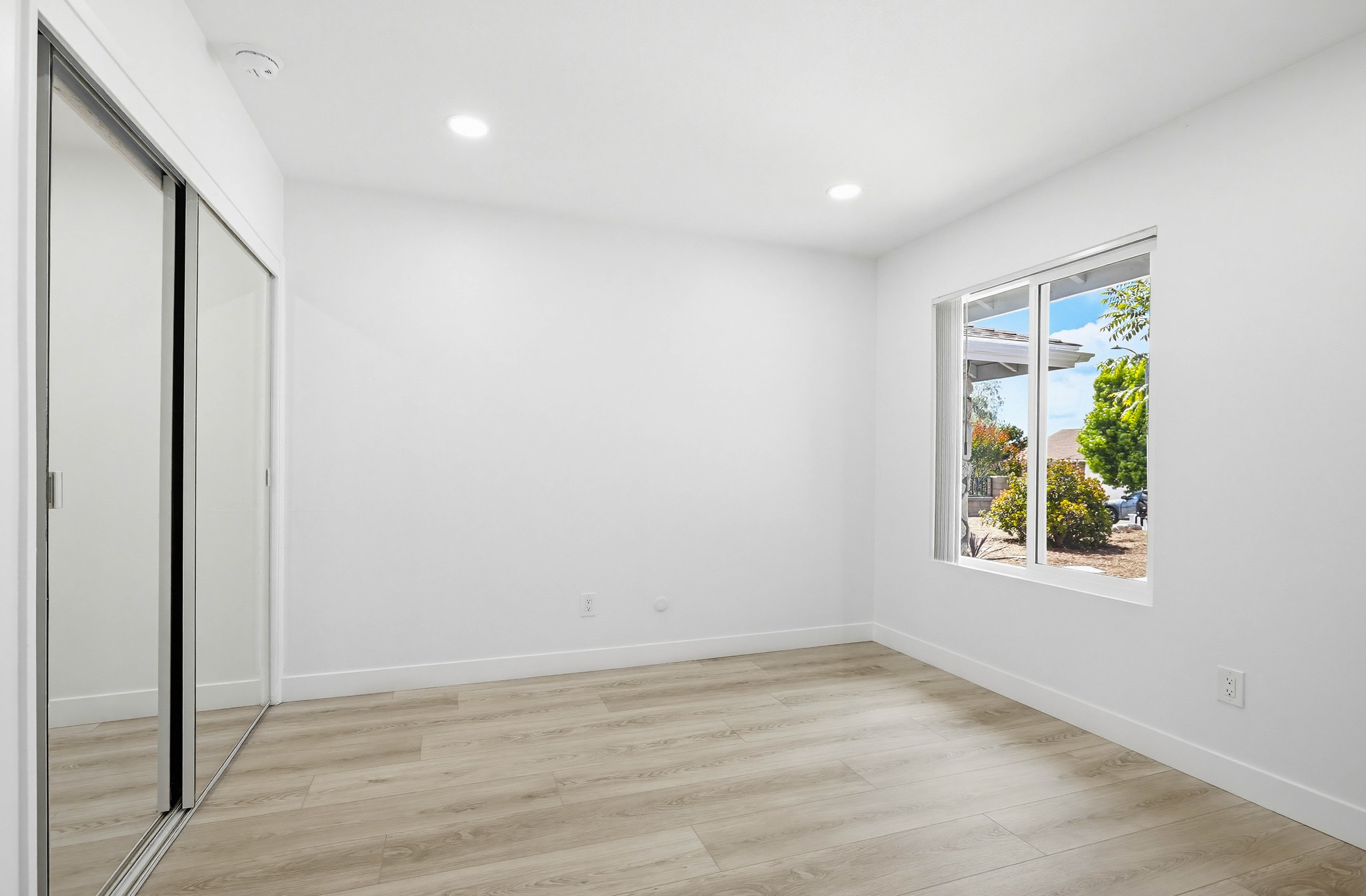 Virtual tour photo 42 of 64 for 25342 Via De Anza