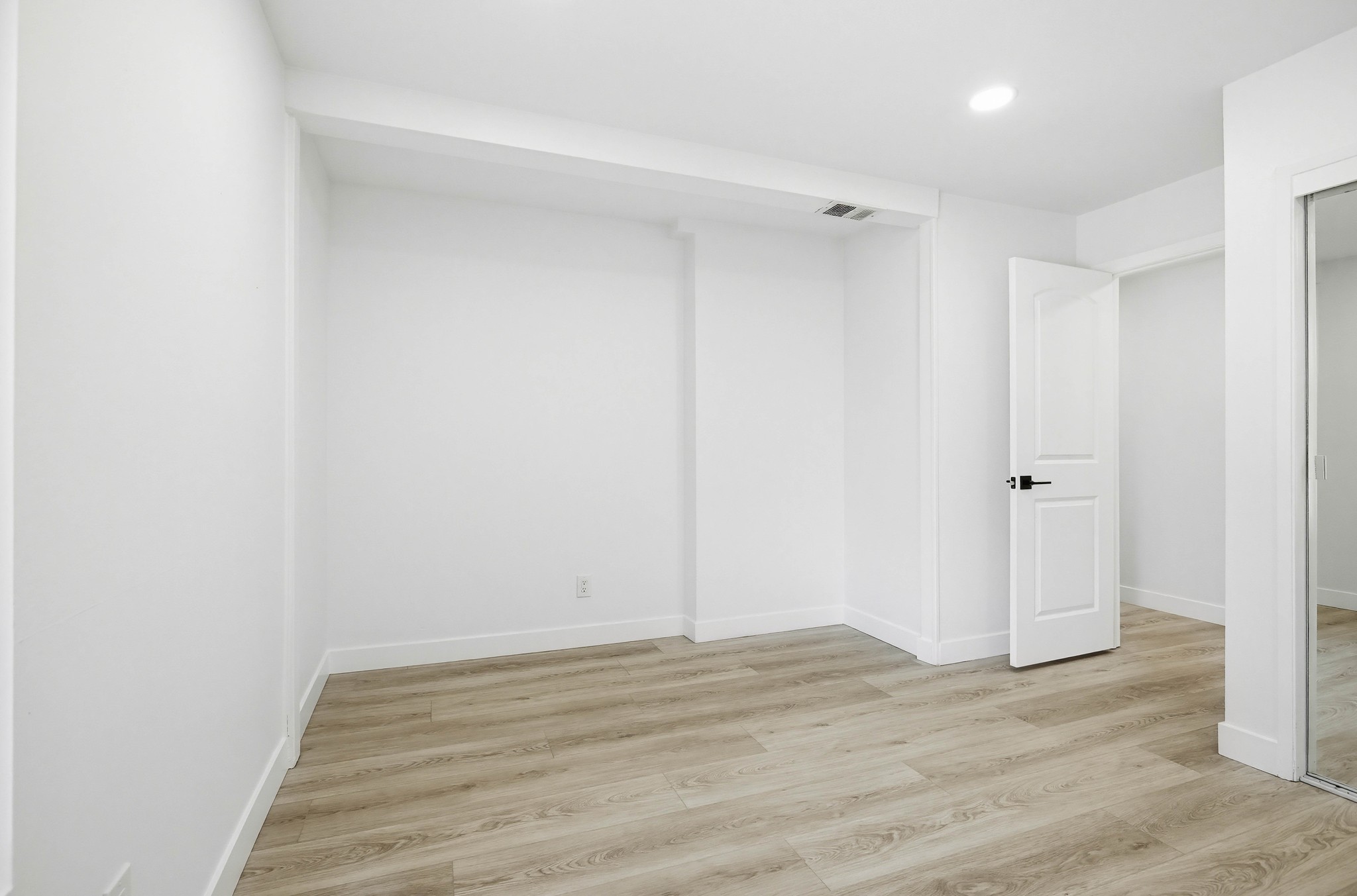 Virtual tour photo 44 of 64 for 25342 Via De Anza