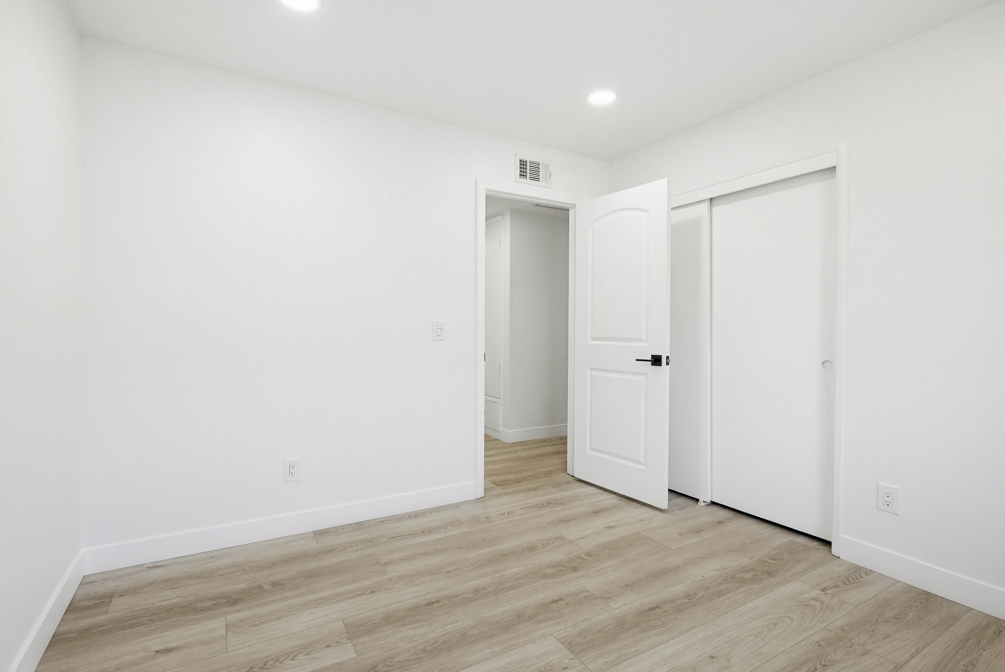Virtual tour photo 50 of 64 for 25342 Via De Anza