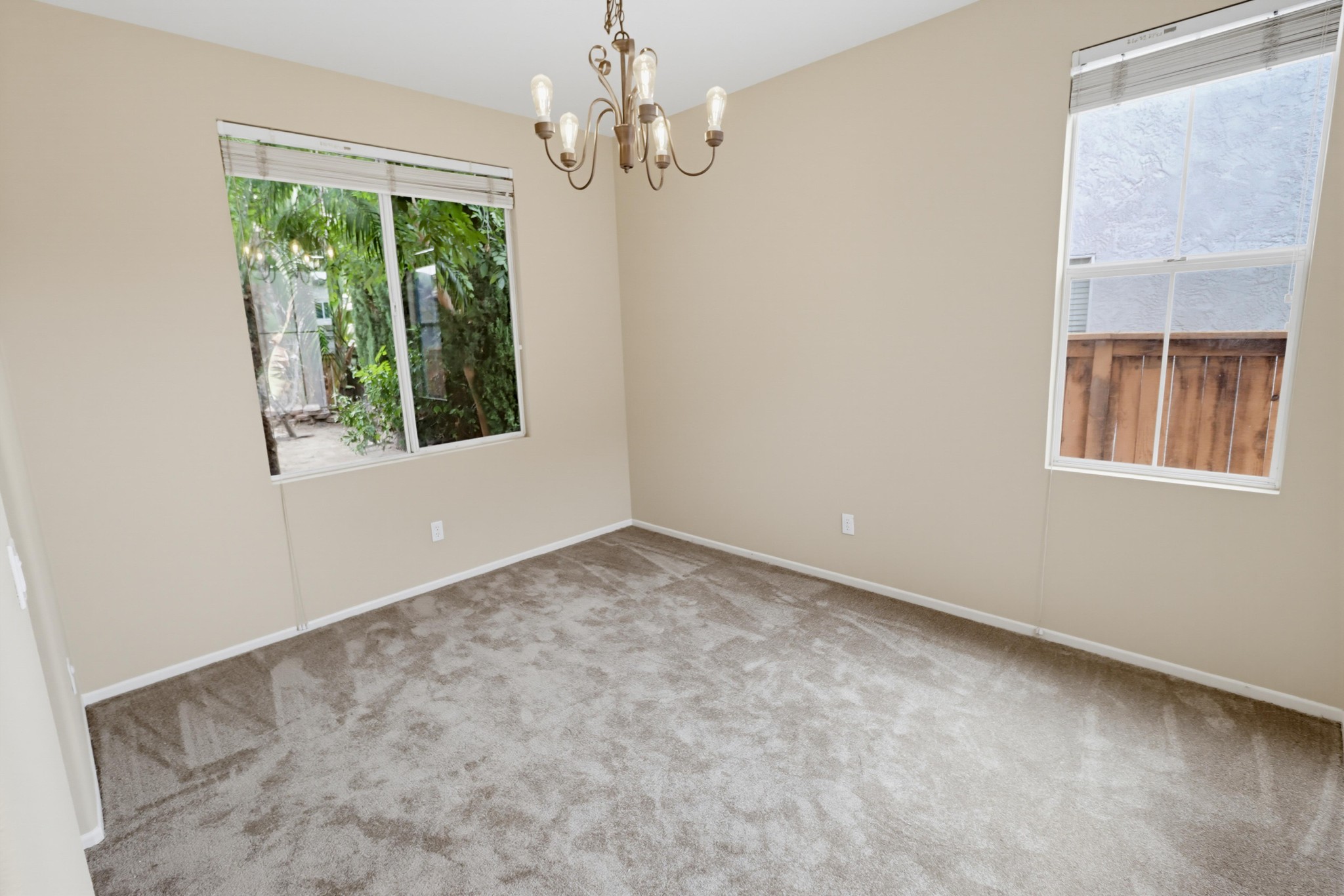 Virtual tour photo 12 of 70 for 2535 Saddlehorn Dr