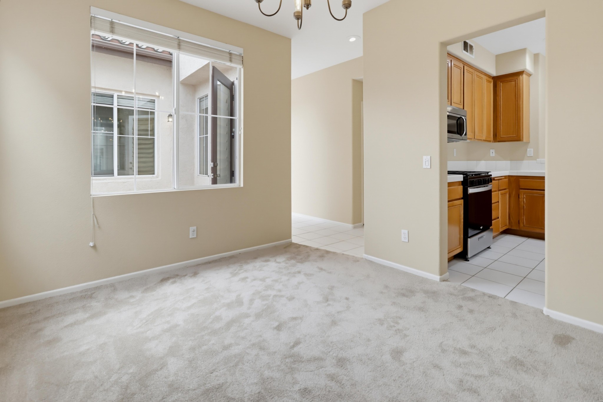 Virtual tour photo 14 of 70 for 2535 Saddlehorn Dr