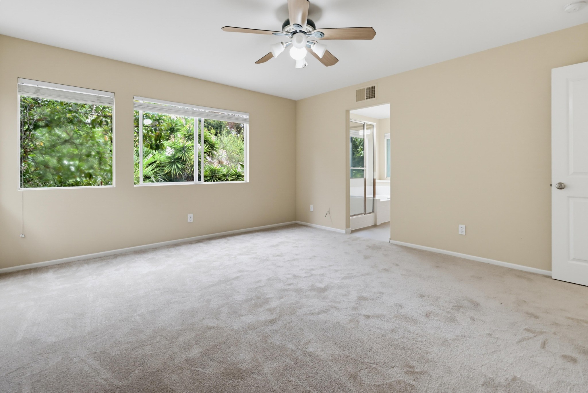 Virtual tour photo 31 of 70 for 2535 Saddlehorn Dr