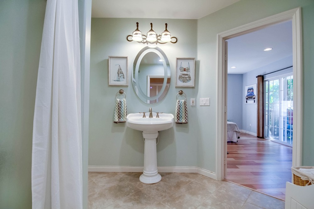 Virtual tour photo 36 of 119 for 2536 Erie St