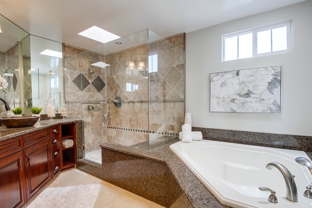 Virtual tour photo 74 of 119 for 2536 Erie St