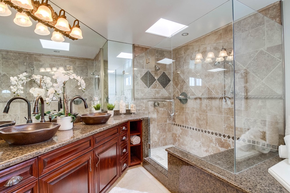 Virtual tour photo 75 of 119 for 2536 Erie St