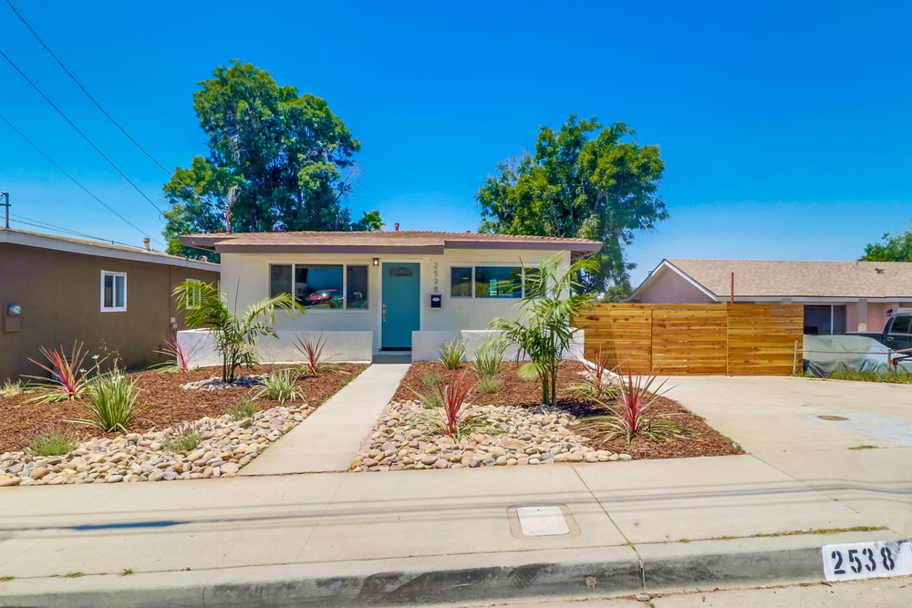 Virtual tour photo 1 of 59 for 2538 Calle Serena