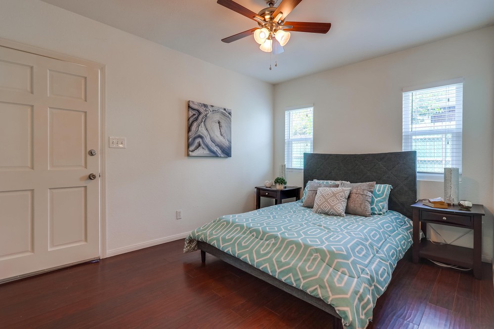 Virtual tour photo 10 of 21 for 2538 Fairmount Ave