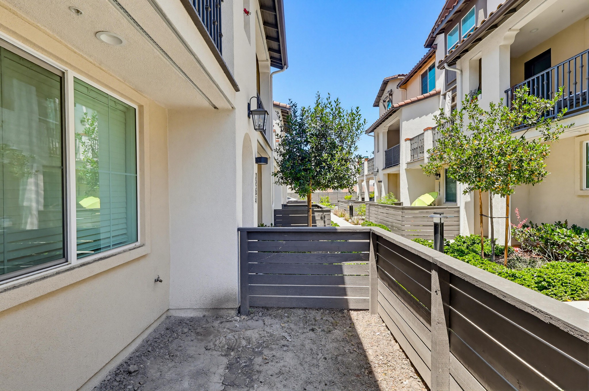 Virtual tour photo 6 of 61 for 2538 Valentina Wy #5