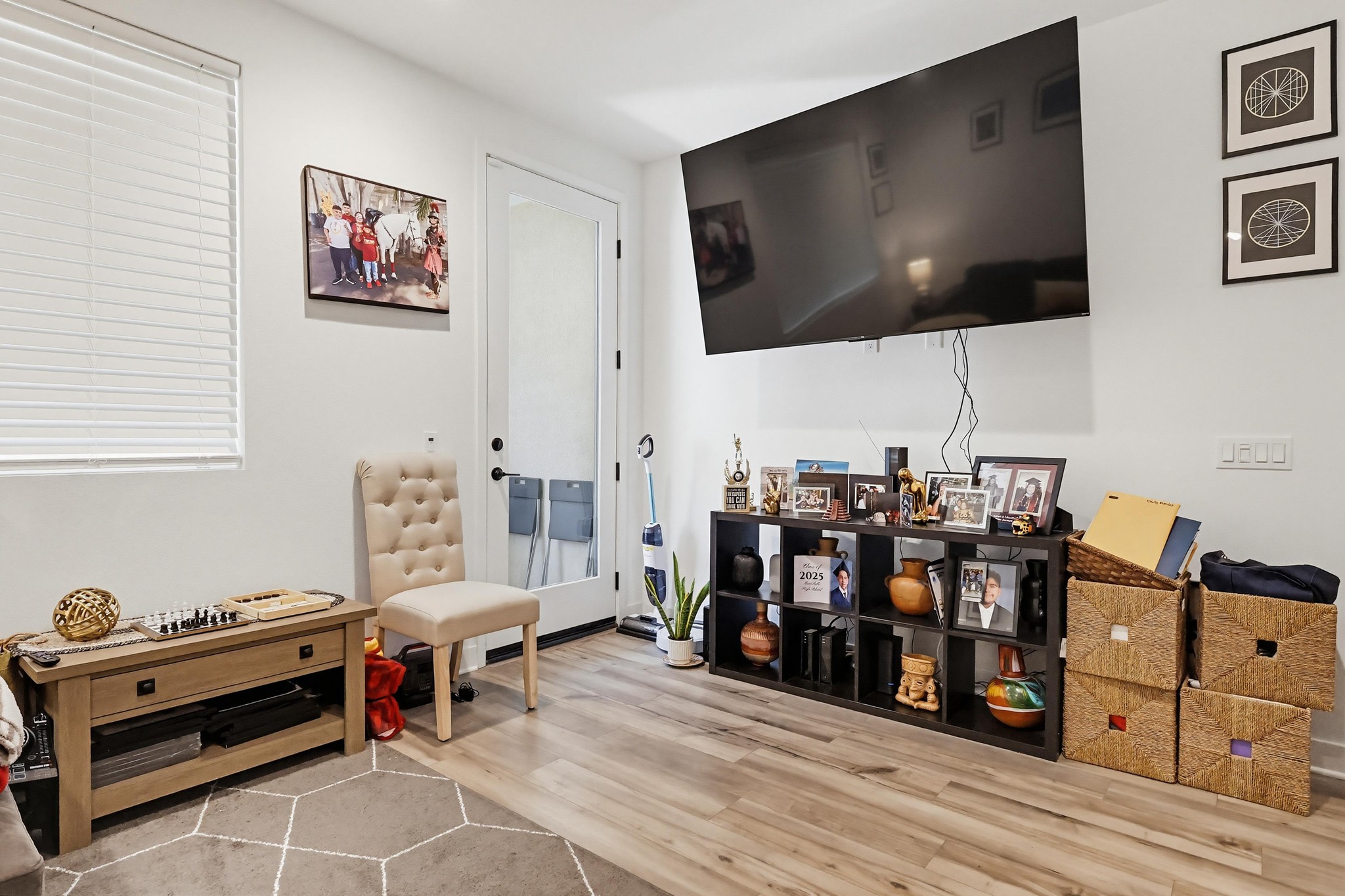 Virtual tour photo 10 of 61 for 2538 Valentina Wy #5