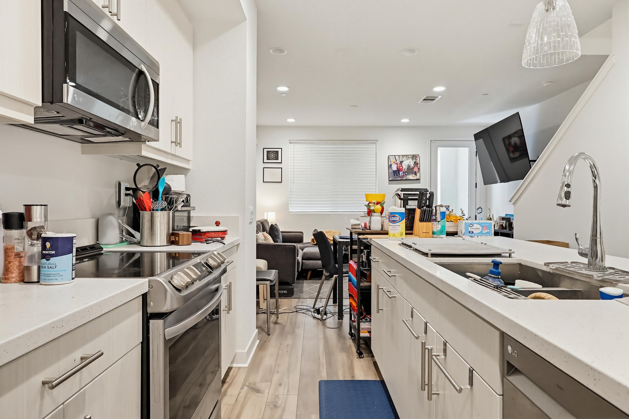 Virtual tour photo 17 of 61 for 2538 Valentina Wy #5