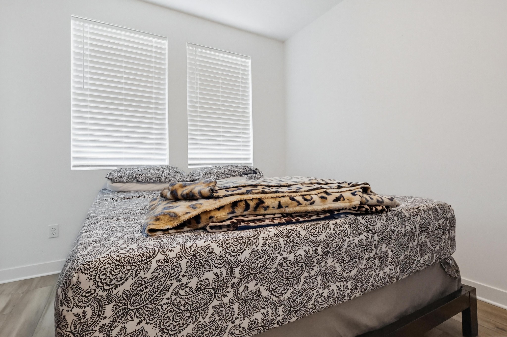 Virtual tour photo 33 of 61 for 2538 Valentina Wy #5