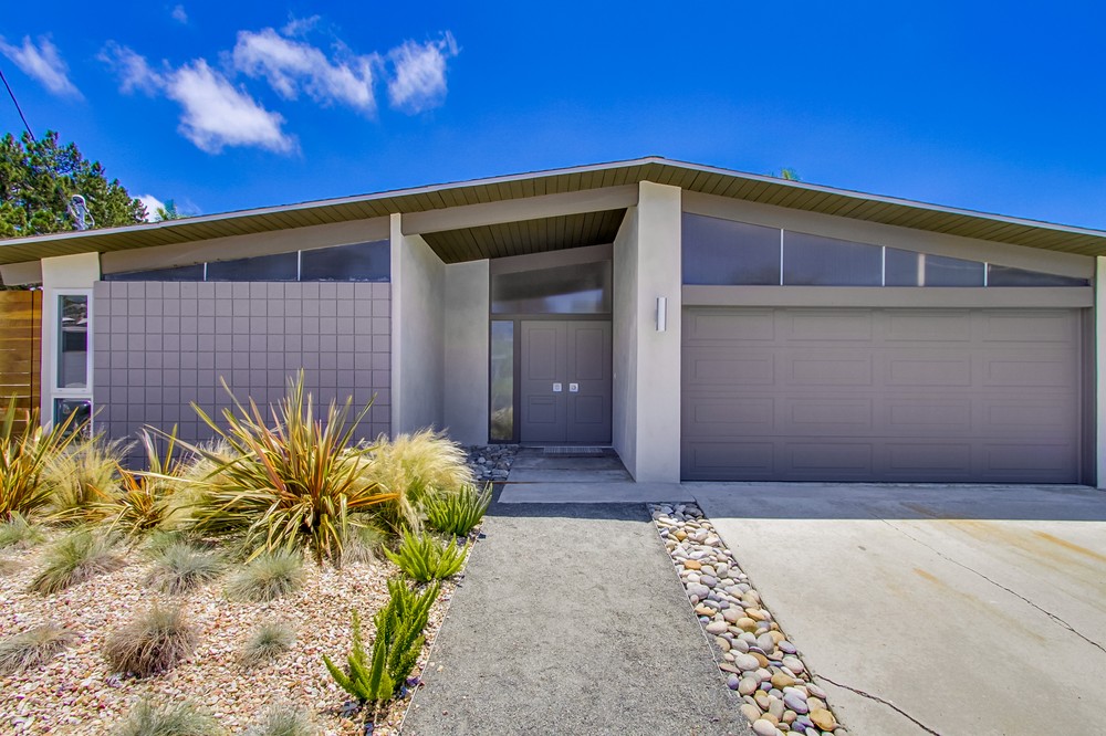 Virtual tour photo 1 of 41 for 2539 Aster Street