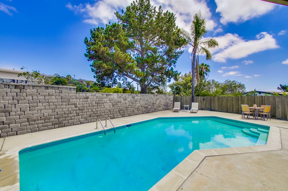 Virtual tour photo 35 of 41 for 2539 Aster Street