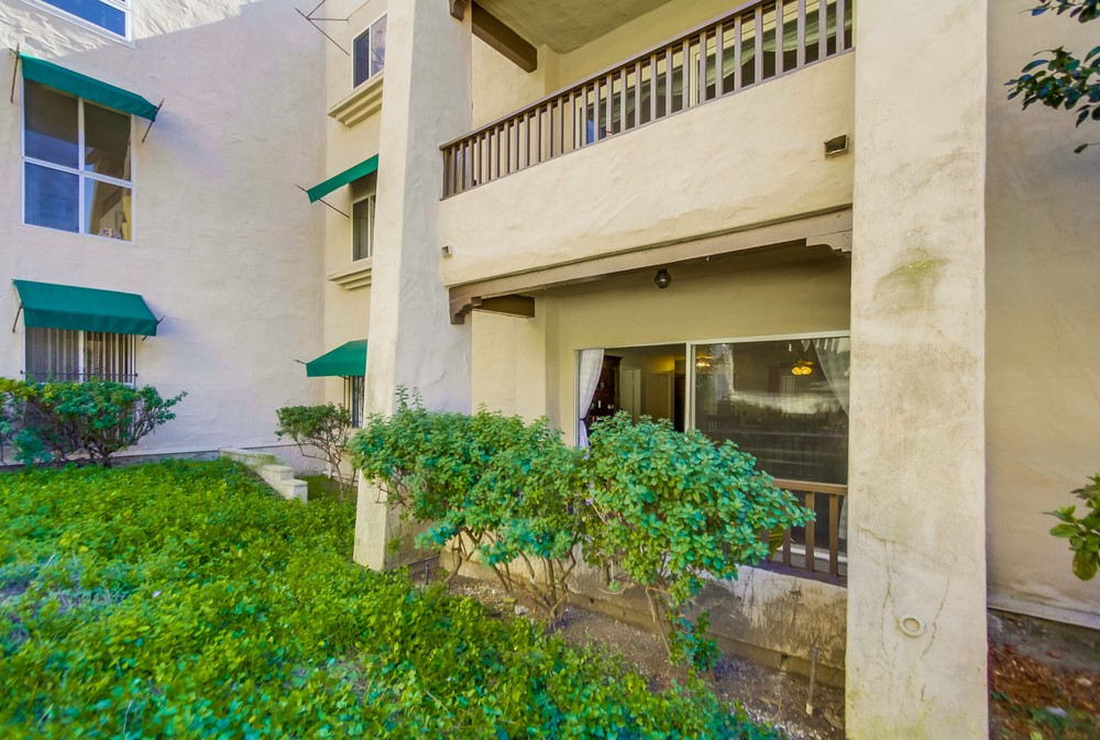Virtual tour photo 28 of 44 for 2540 Clairemont Dr.