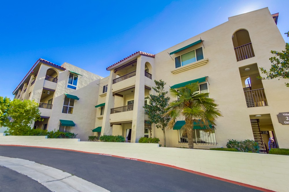 Virtual tour photo 31 of 44 for 2540 Clairemont Dr.