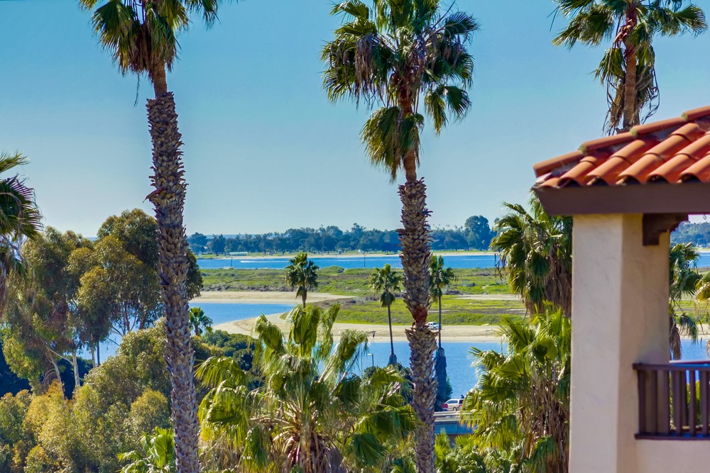 Virtual tour photo 39 of 44 for 2540 Clairemont Dr.