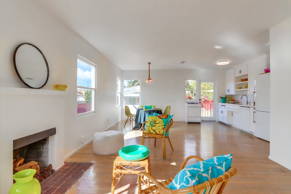 Virtual tour photo 6 of 26 for 2540 Commonwealth Ave