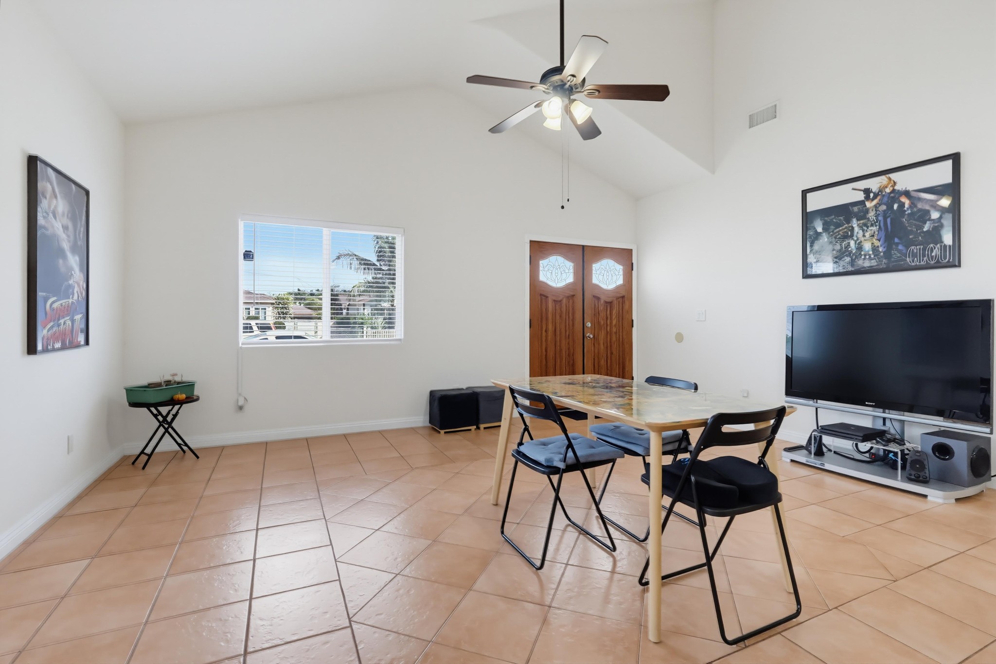 Virtual tour photo 13 of 74 for 2542 E Madison St