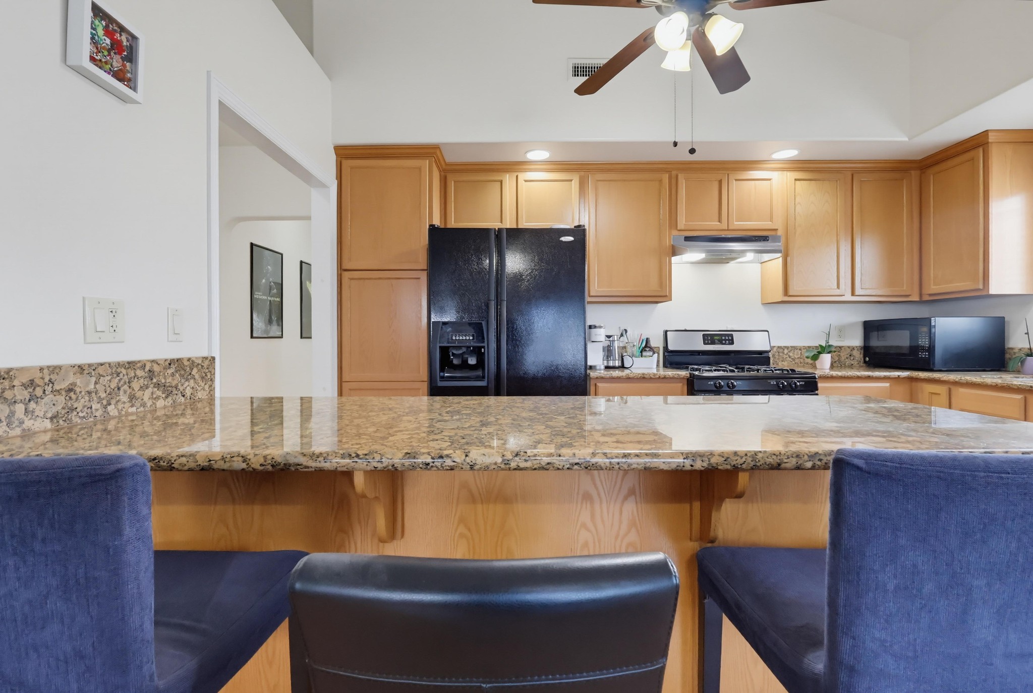 Virtual tour photo 17 of 74 for 2542 E Madison St