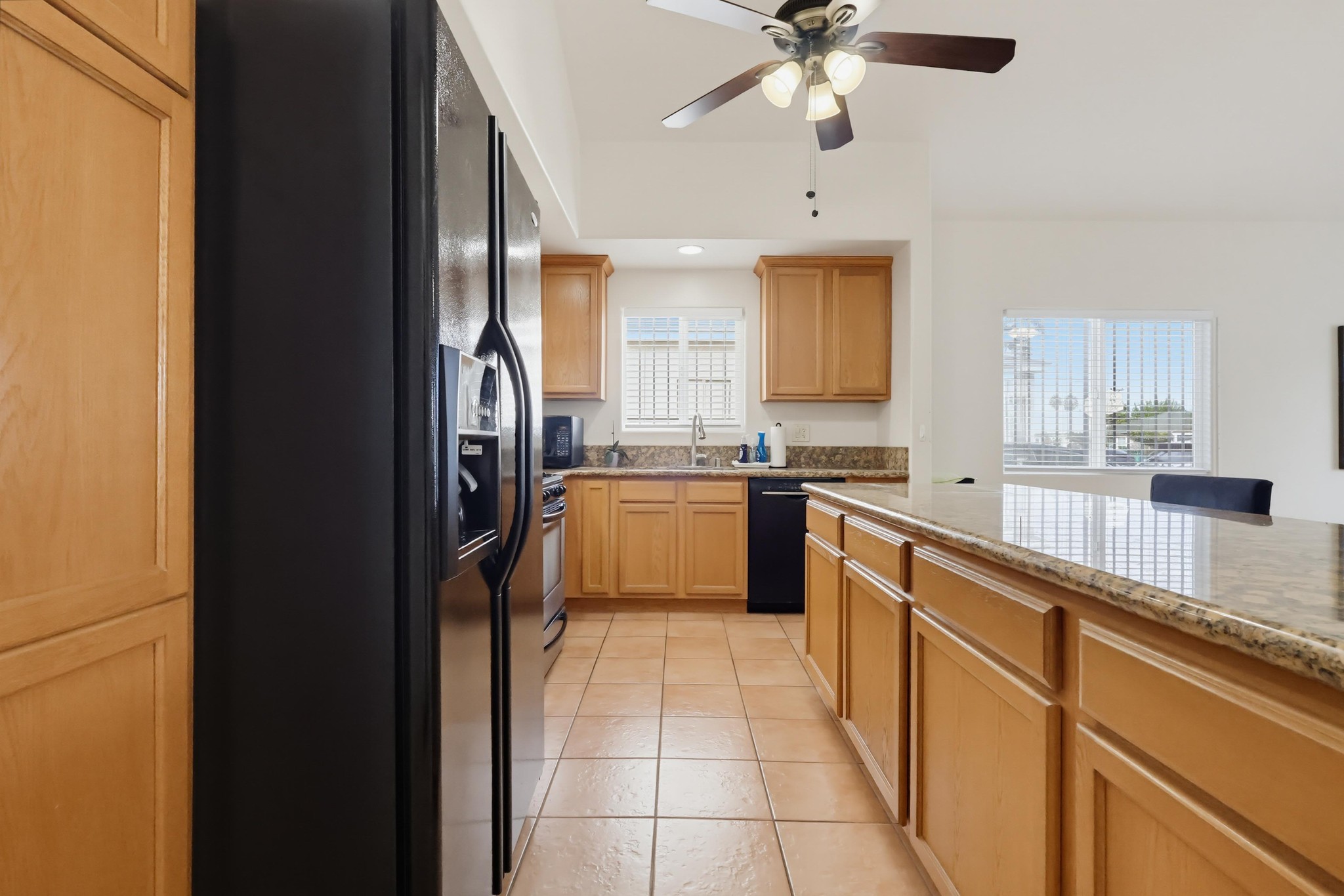 Virtual tour photo 19 of 74 for 2542 E Madison St