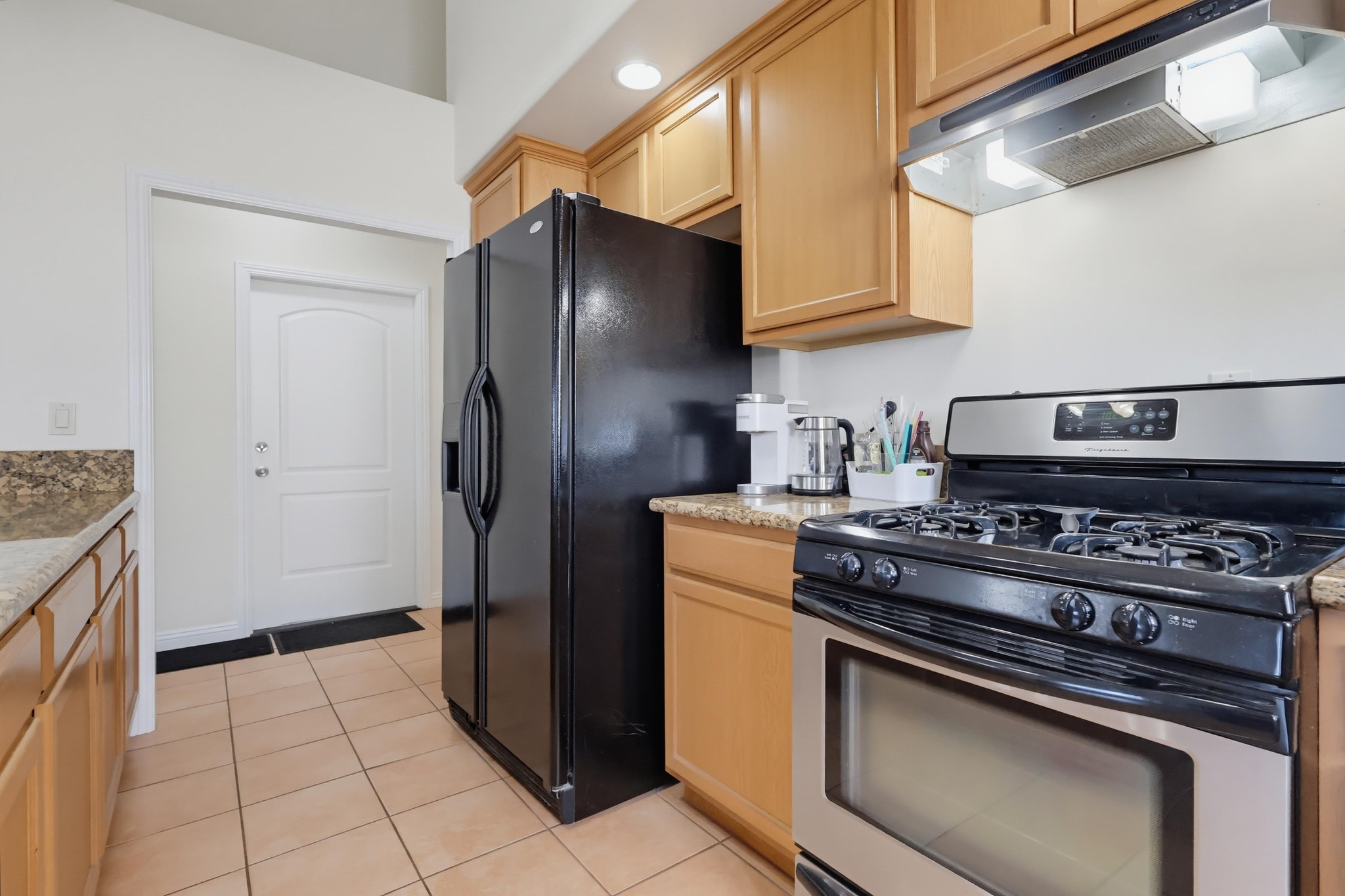 Virtual tour photo 24 of 74 for 2542 E Madison St