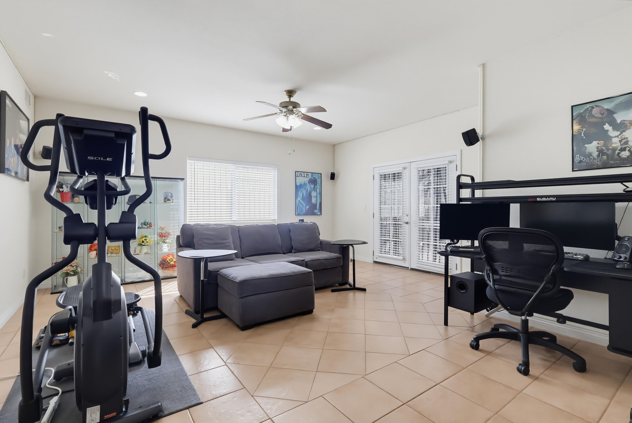 Virtual tour photo 29 of 74 for 2542 E Madison St
