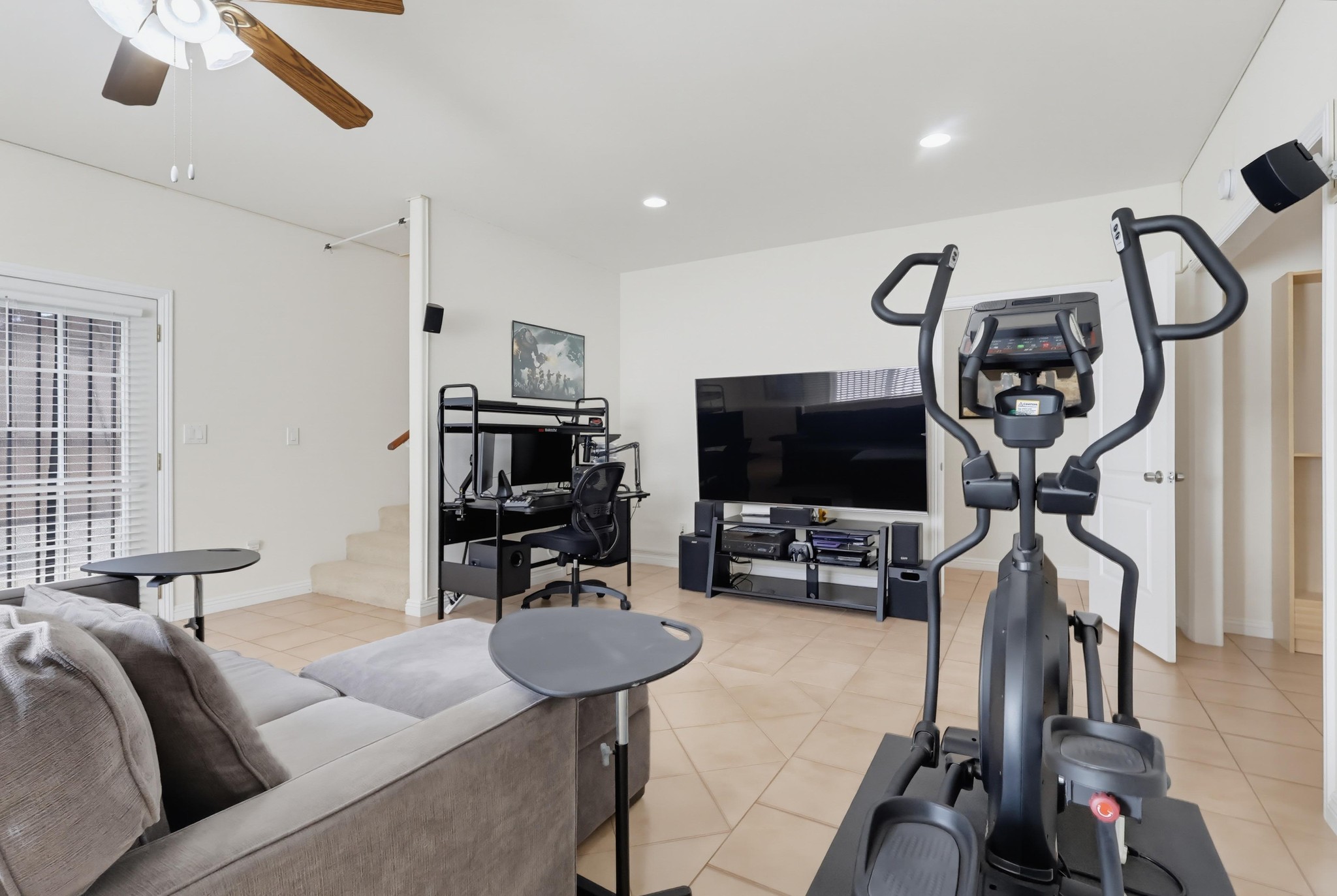 Virtual tour photo 35 of 74 for 2542 E Madison St