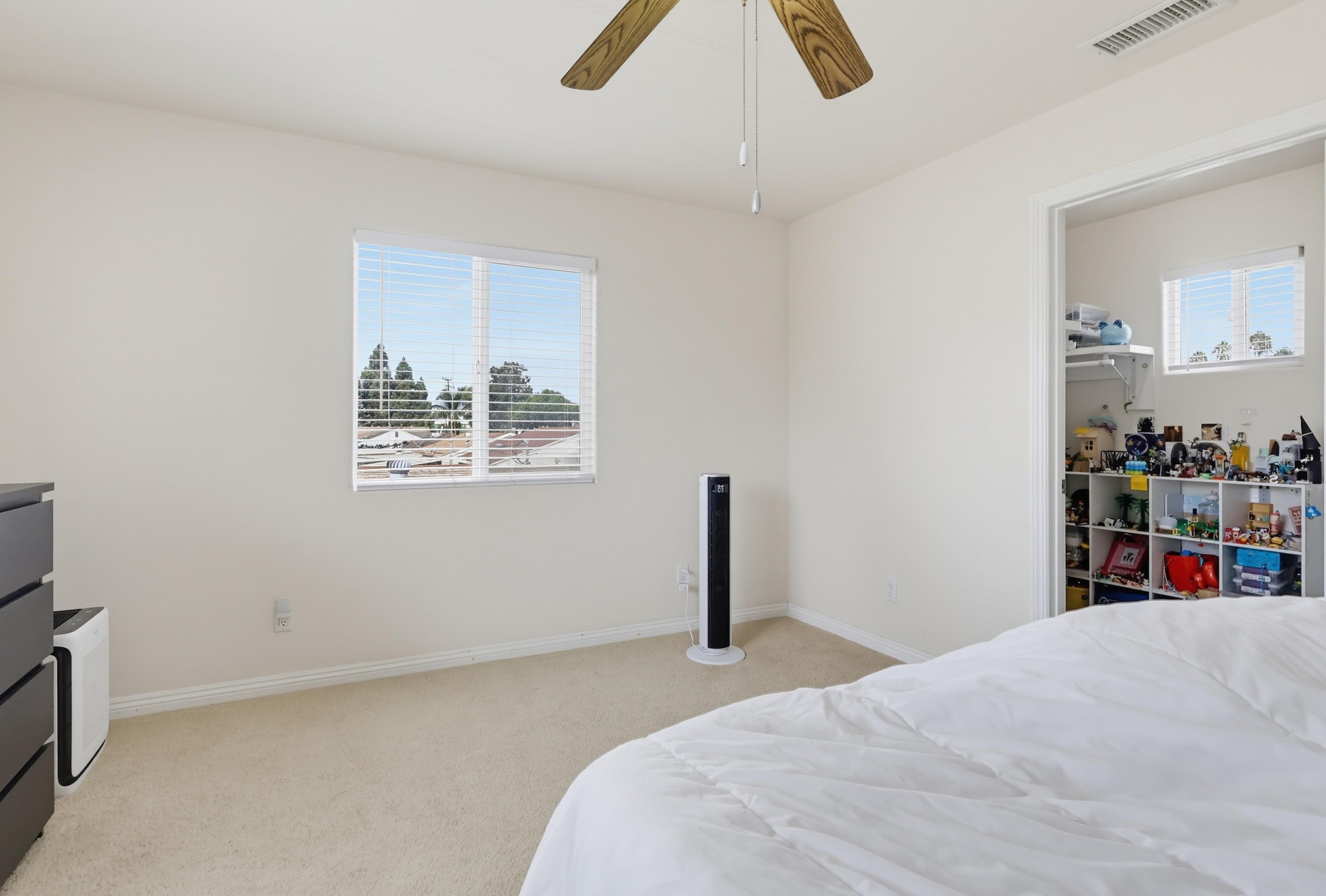 Virtual tour photo 63 of 74 for 2542 E Madison St