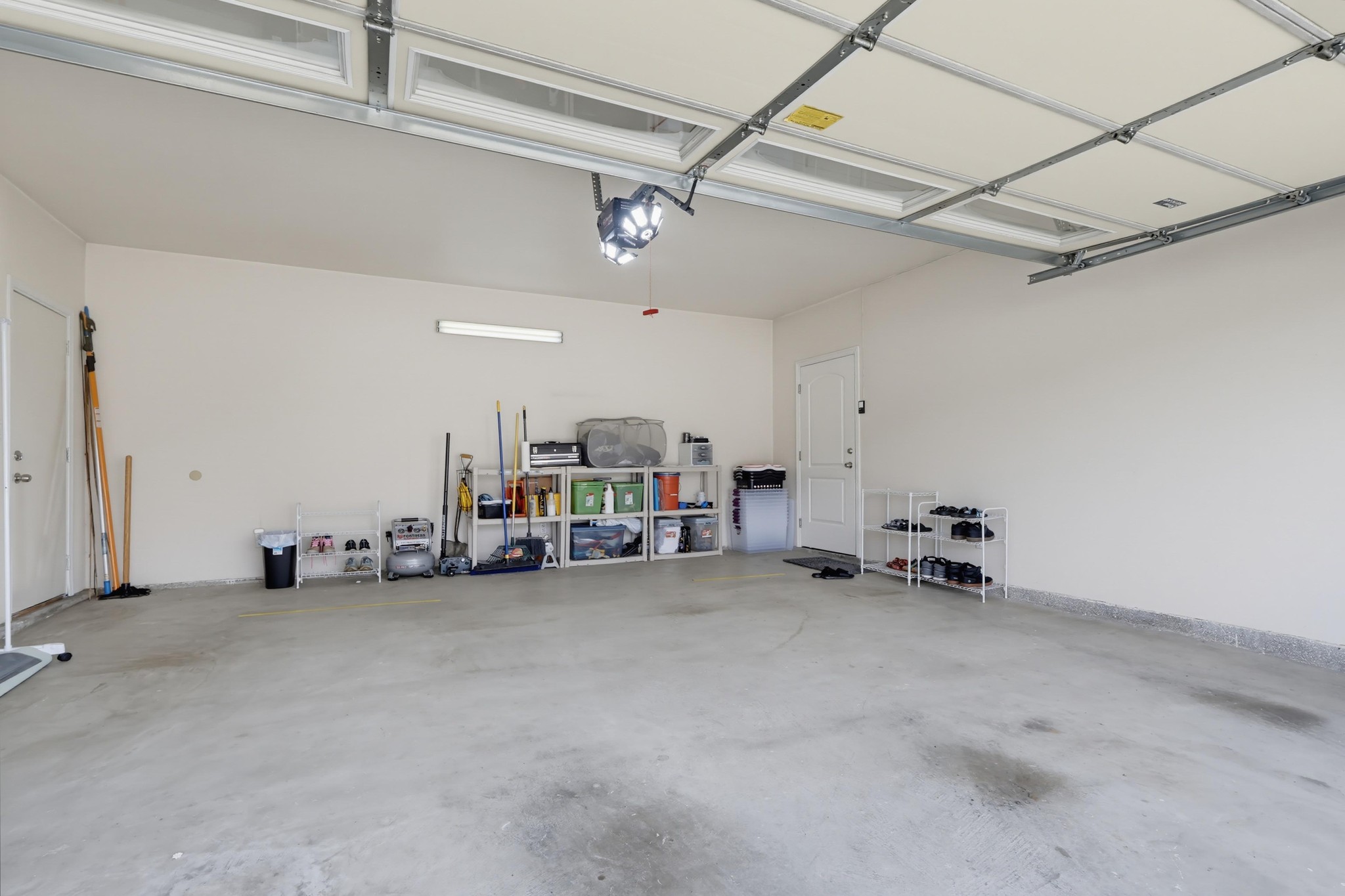 Virtual tour photo 65 of 74 for 2542 E Madison St
