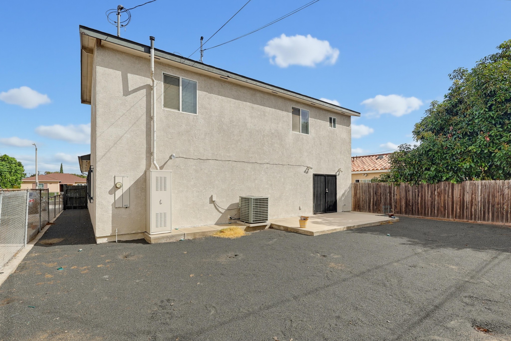 Virtual tour photo 70 of 74 for 2542 E Madison St