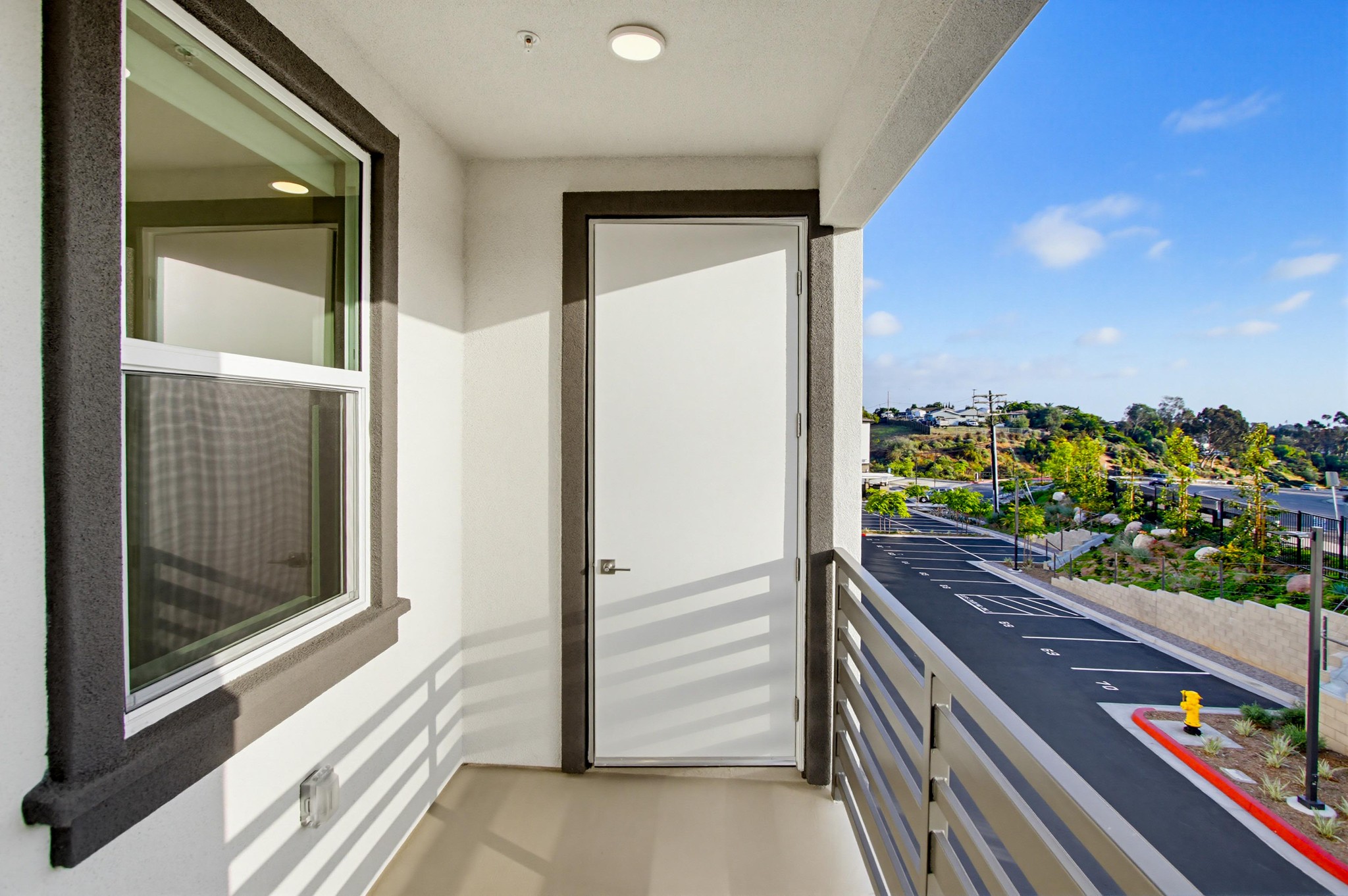Virtual tour photo 24 of 27 for 2542 Ridgeway Dr #1208