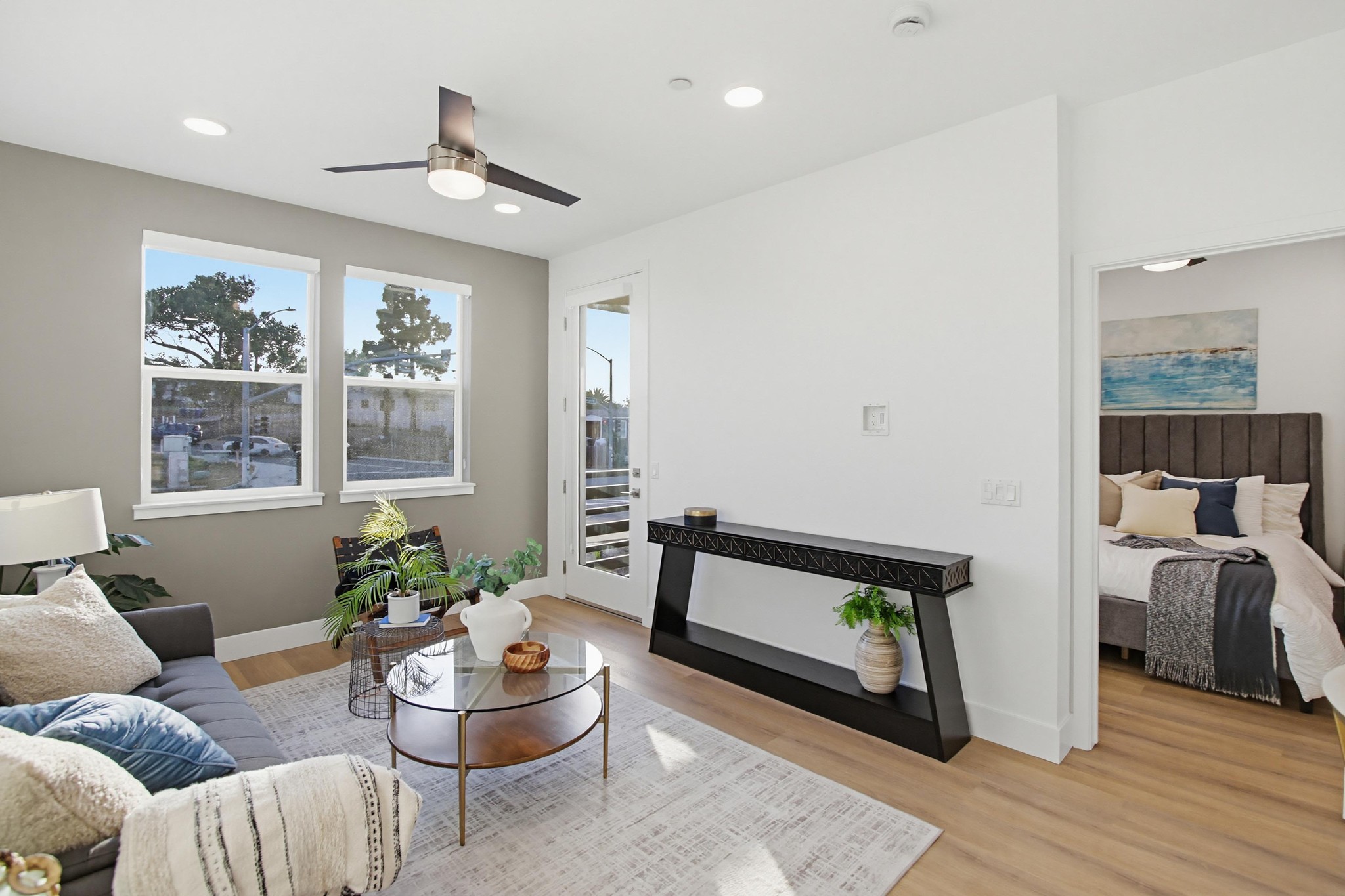 Virtual tour photo 9 of 25 for 2542 Ridgeway Dr #1209