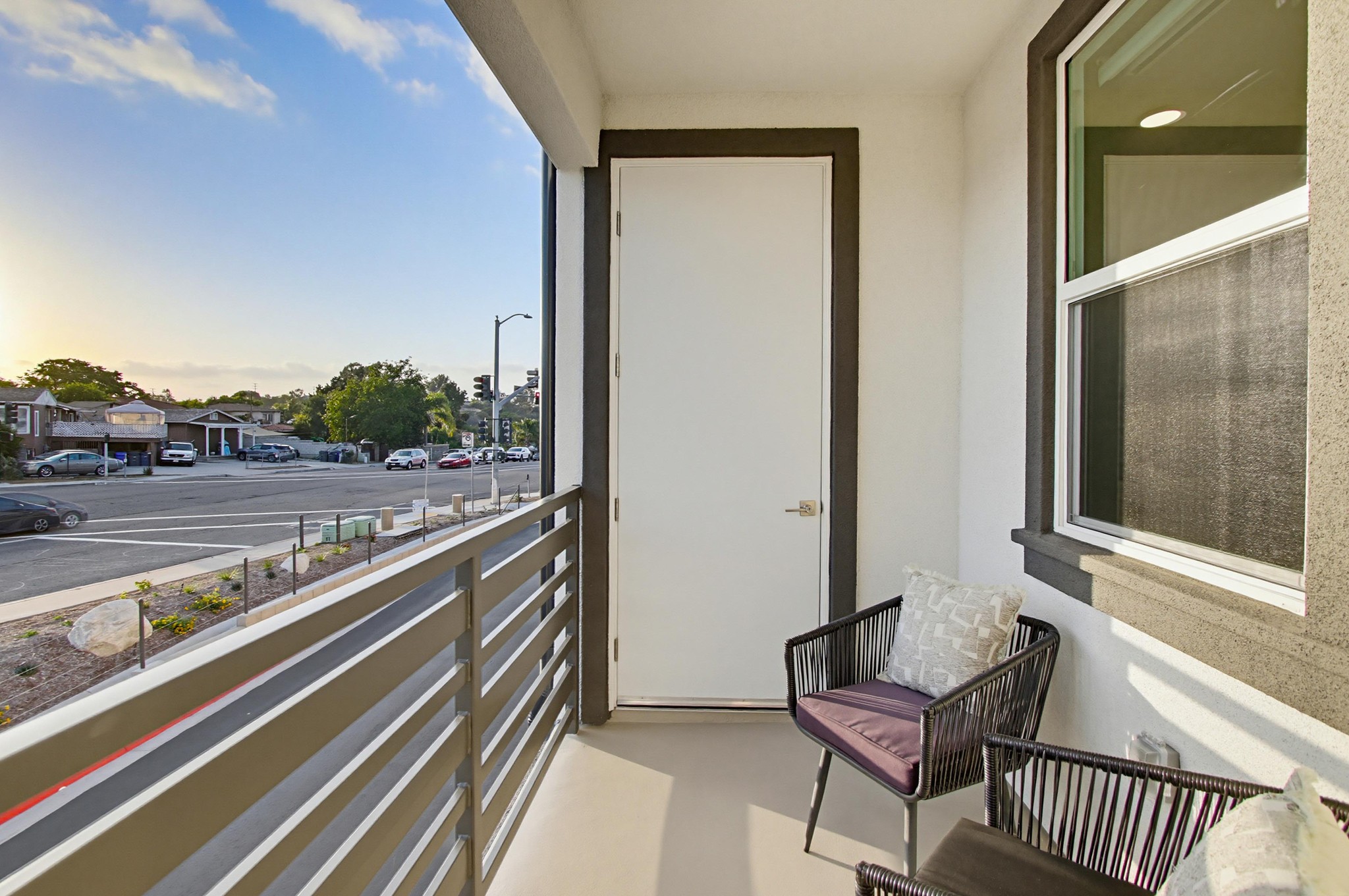 Virtual tour photo 21 of 25 for 2542 Ridgeway Dr #1209