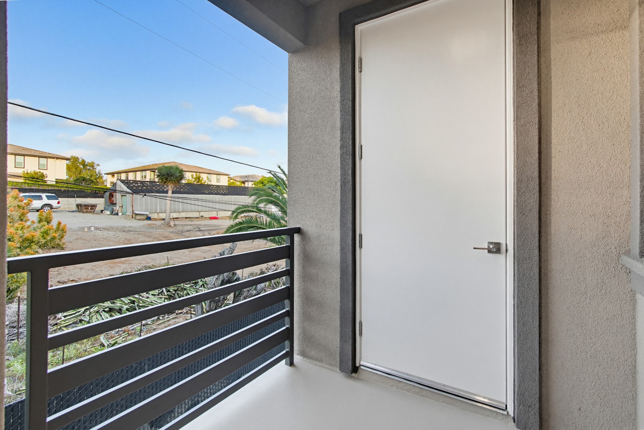Virtual tour photo 7 of 23 for 2542 Ridgeway Dr #1205